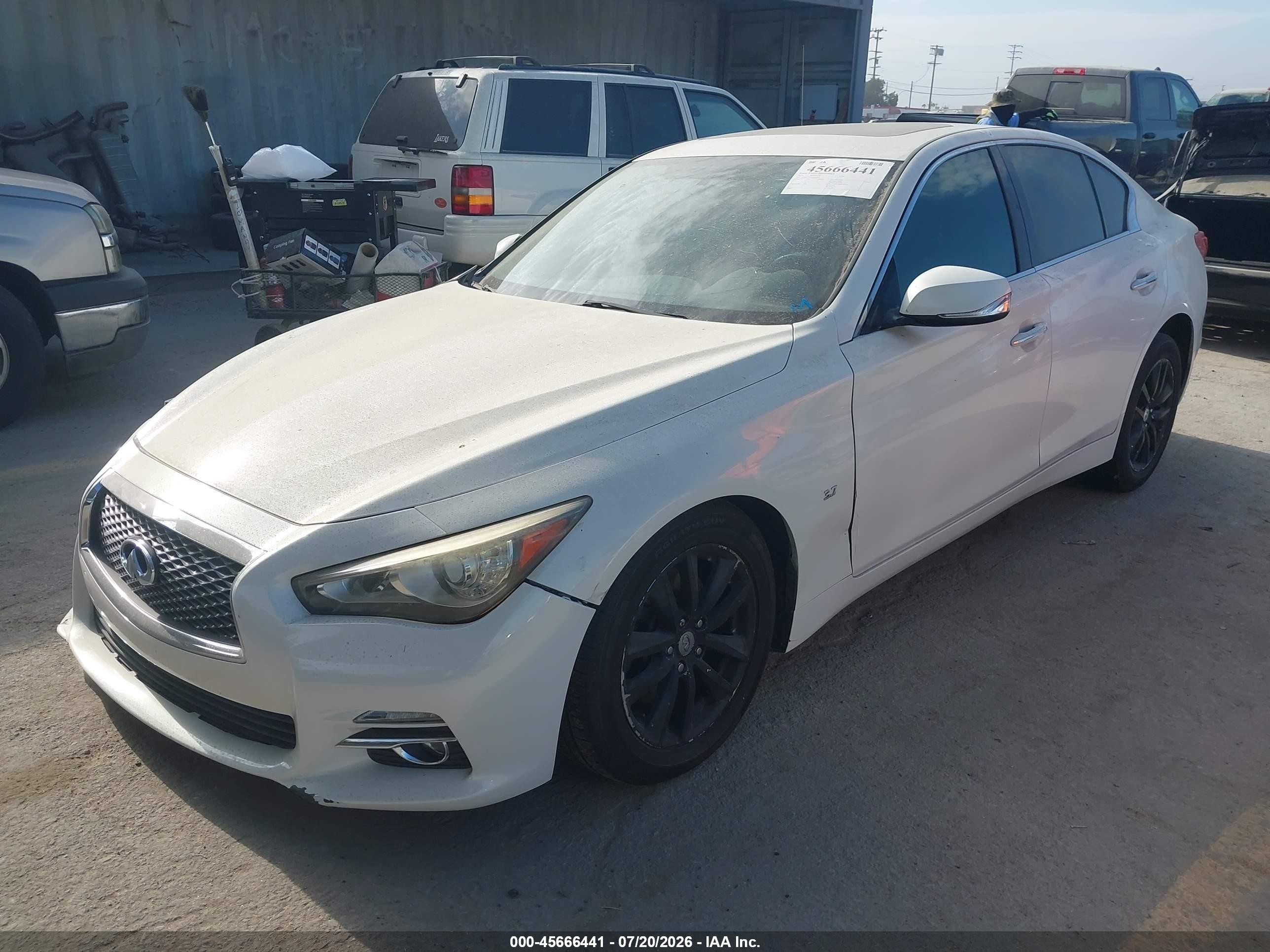 2015 Infiniti Q50 Premium White vin: JN1BV7AP7FM348932
