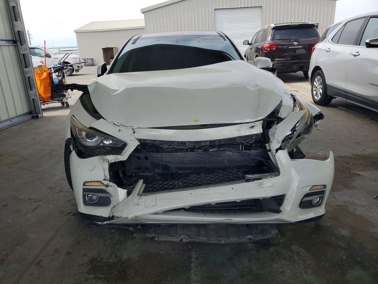 2015 Infiniti Q50 Base White vin: JN1BV7AP7FM352205