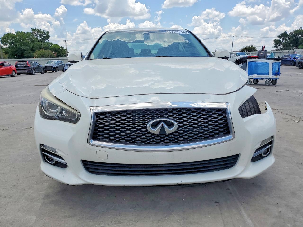 2015 Infiniti Q50 Premium White vin: JN1BV7AP7FM358098