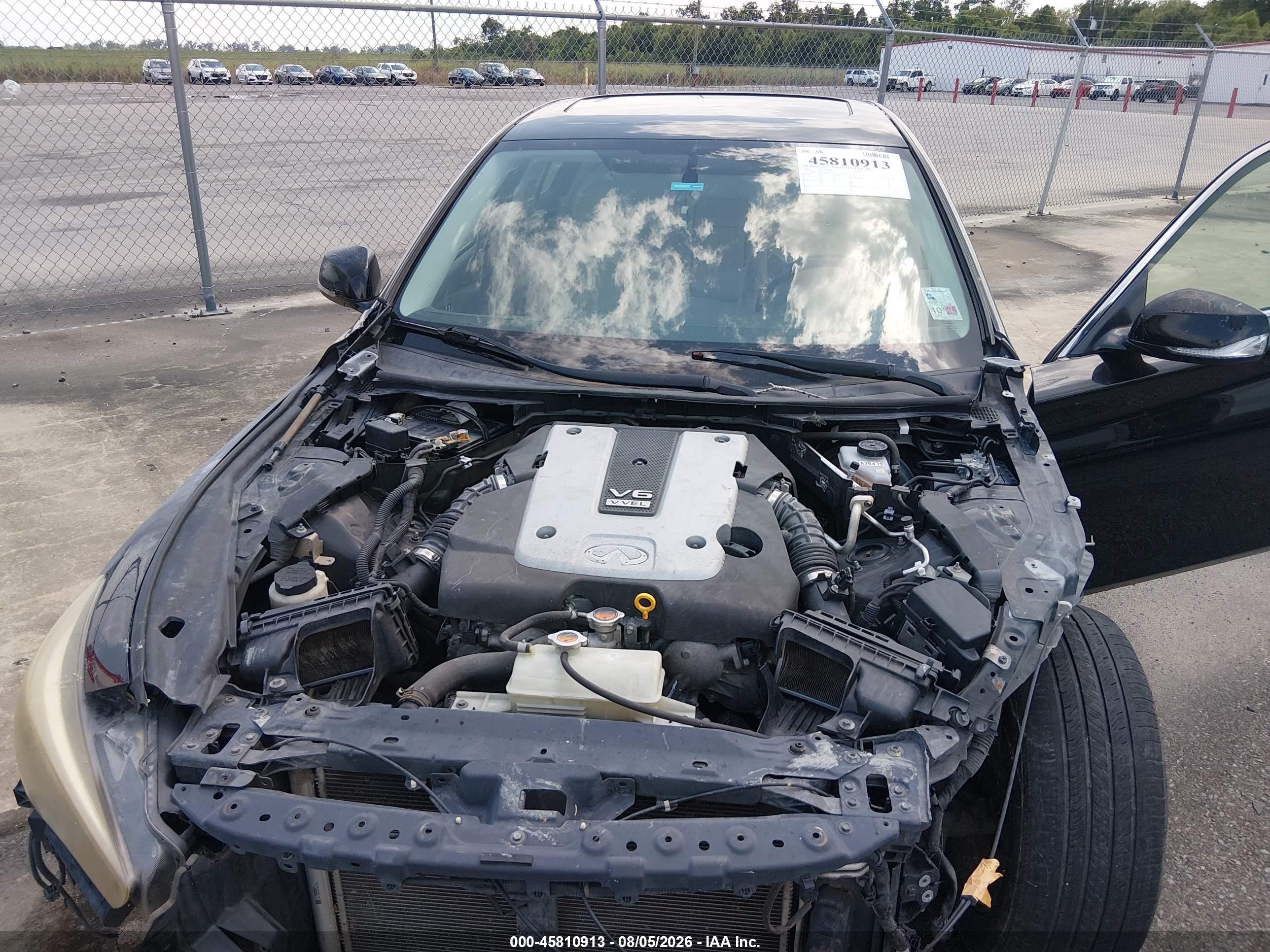 2014 Infiniti Q50 Black vin: JN1BV7AP8EM671675
