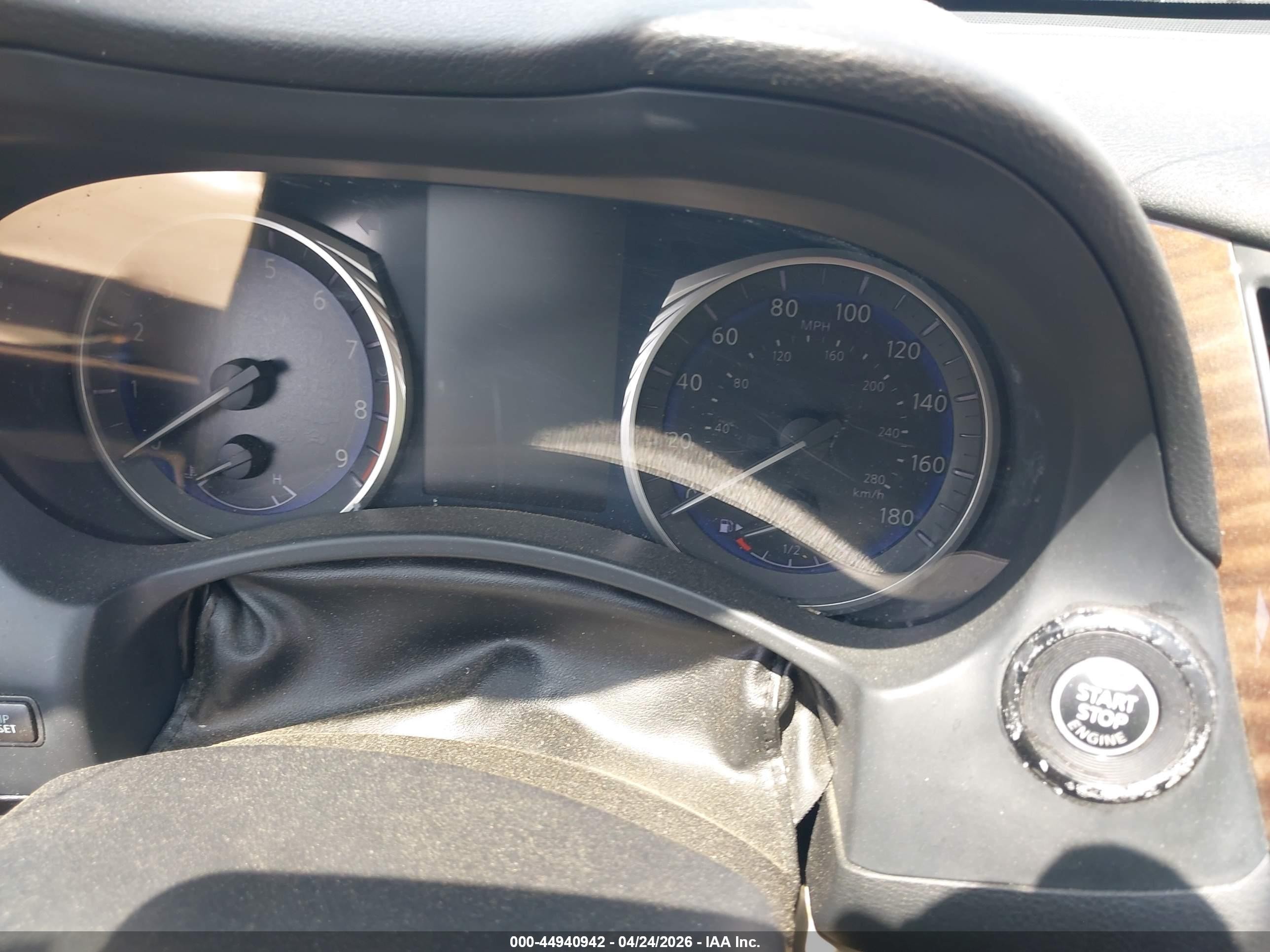 2014 Infiniti Q50 Premium Коричневый vin: JN1BV7AP8EM672826