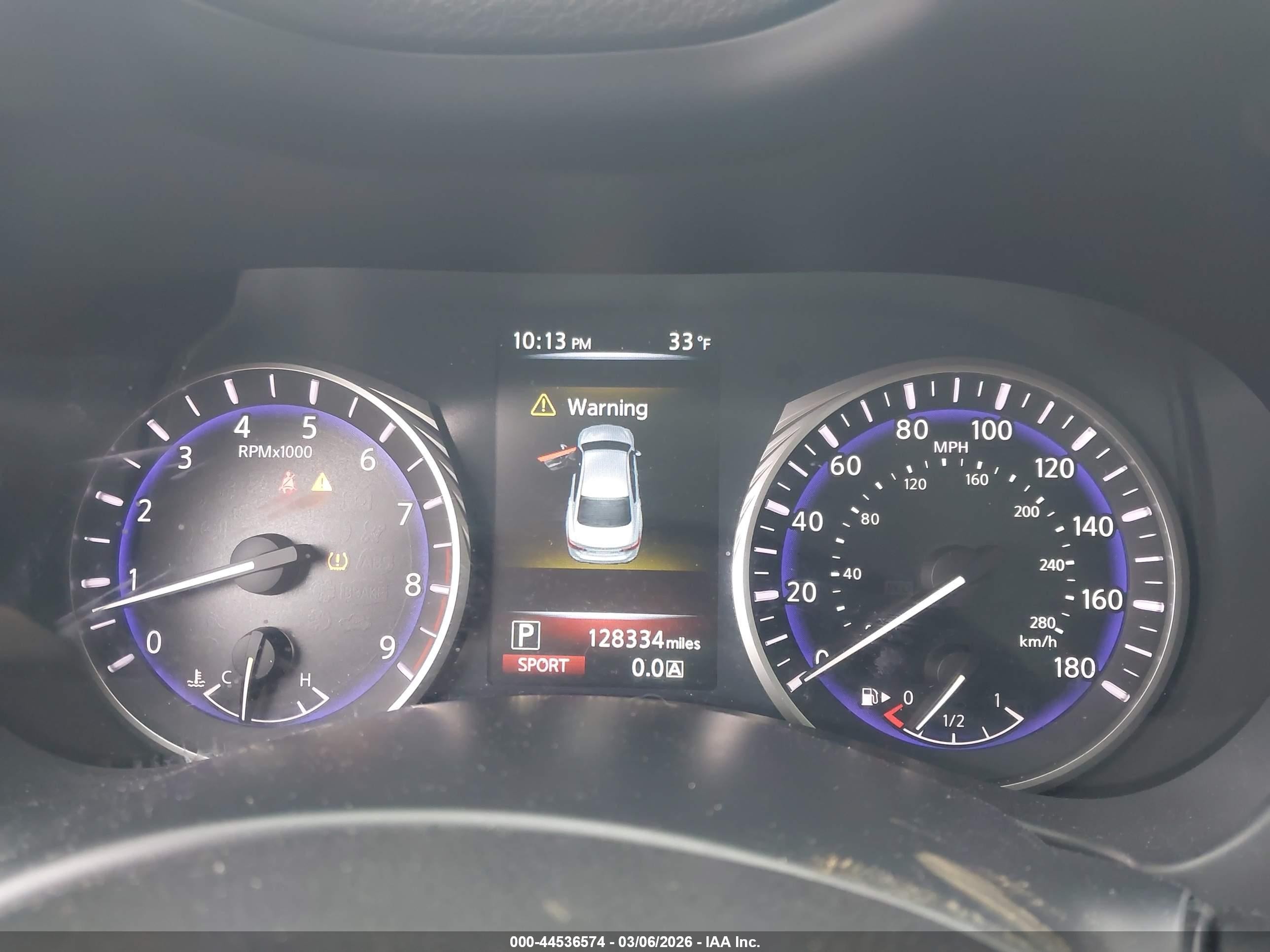 2014 Infiniti Q50 Premium Blue vin: JN1BV7AP8EM674558