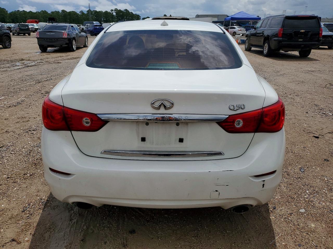 2014 Infiniti Q50 Premium White vin: JN1BV7AP8EM677220