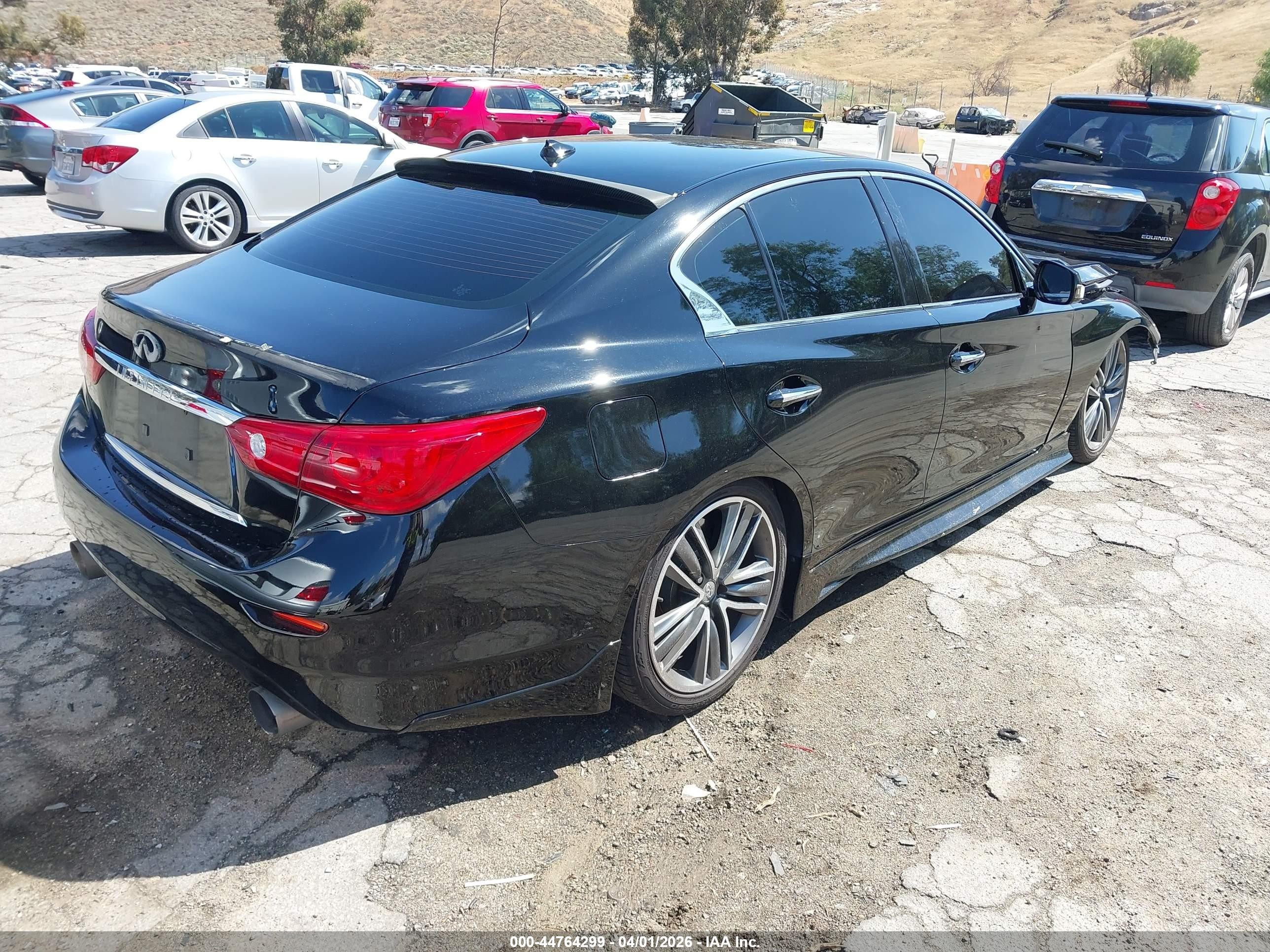 2014 Infiniti Q50 Premium Black vin: JN1BV7AP8EM677279