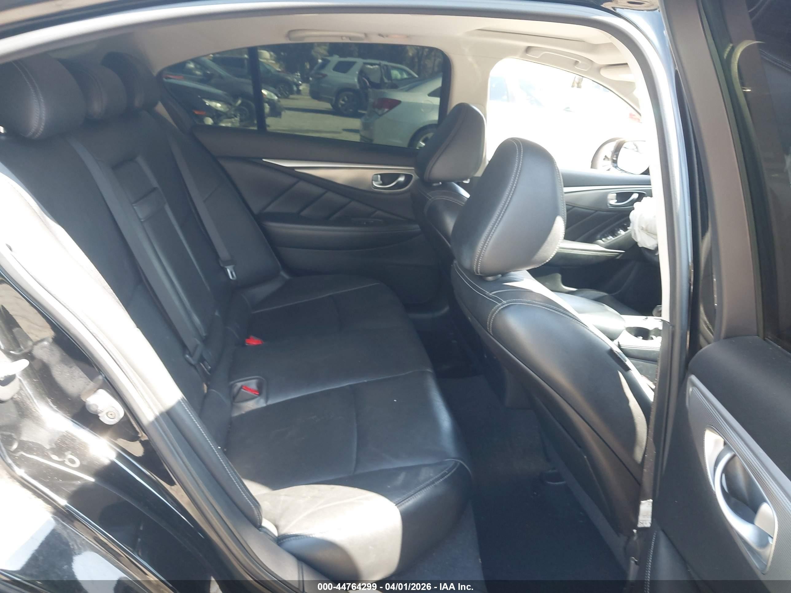 2014 Infiniti Q50 Premium Black vin: JN1BV7AP8EM677279
