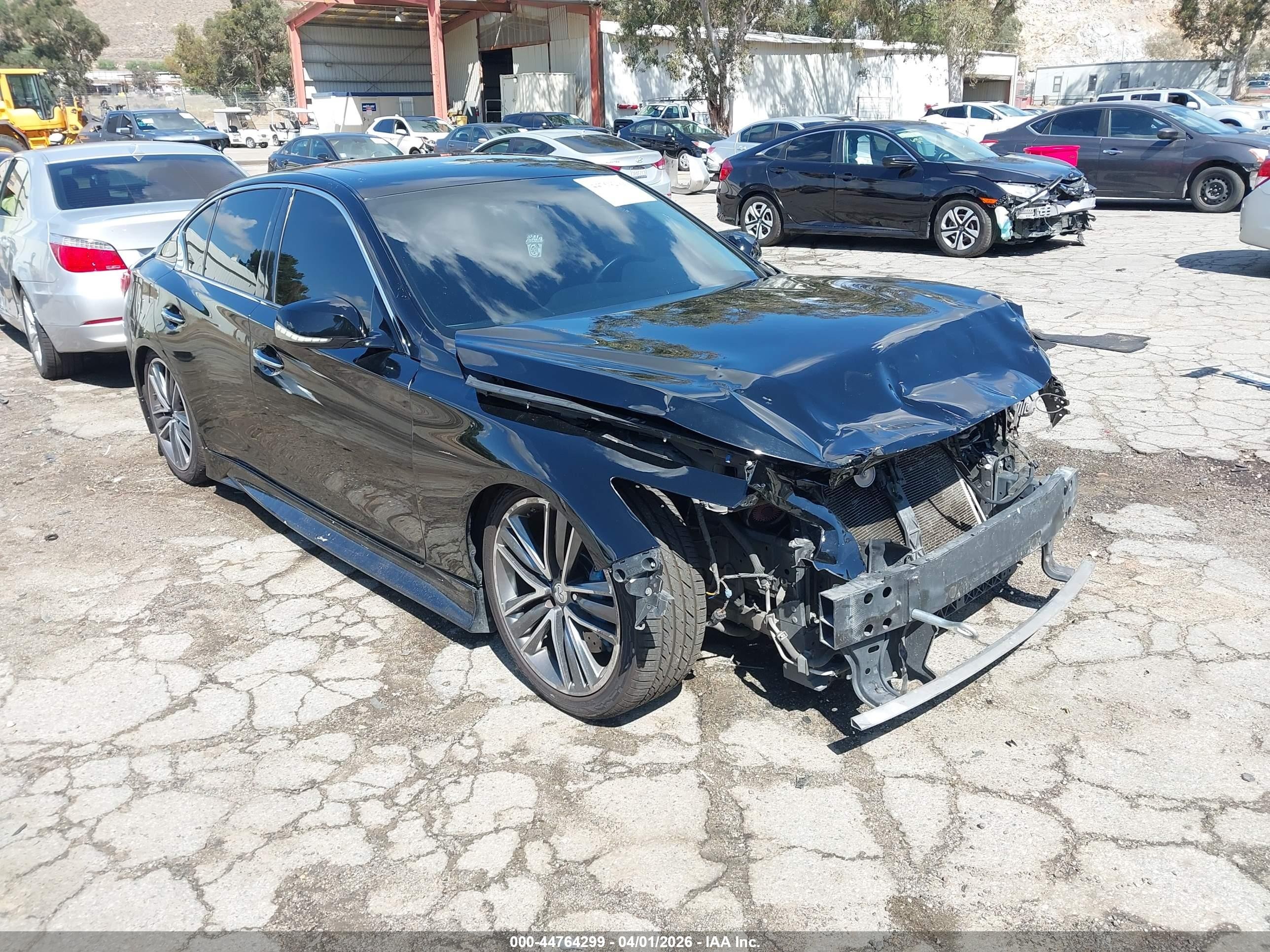 2014 Infiniti Q50 Premium Black vin: JN1BV7AP8EM677279