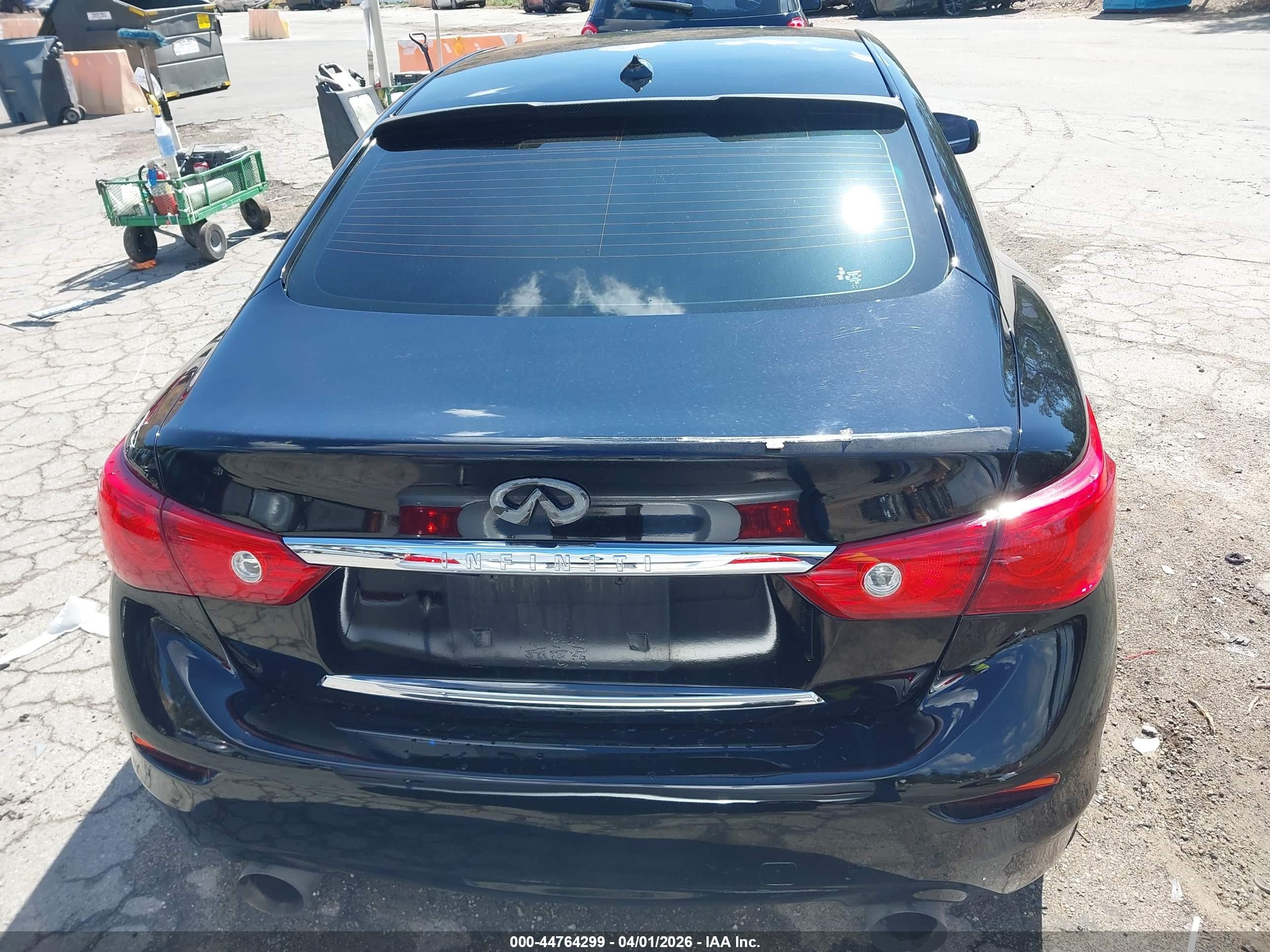 2014 Infiniti Q50 Premium Black vin: JN1BV7AP8EM677279