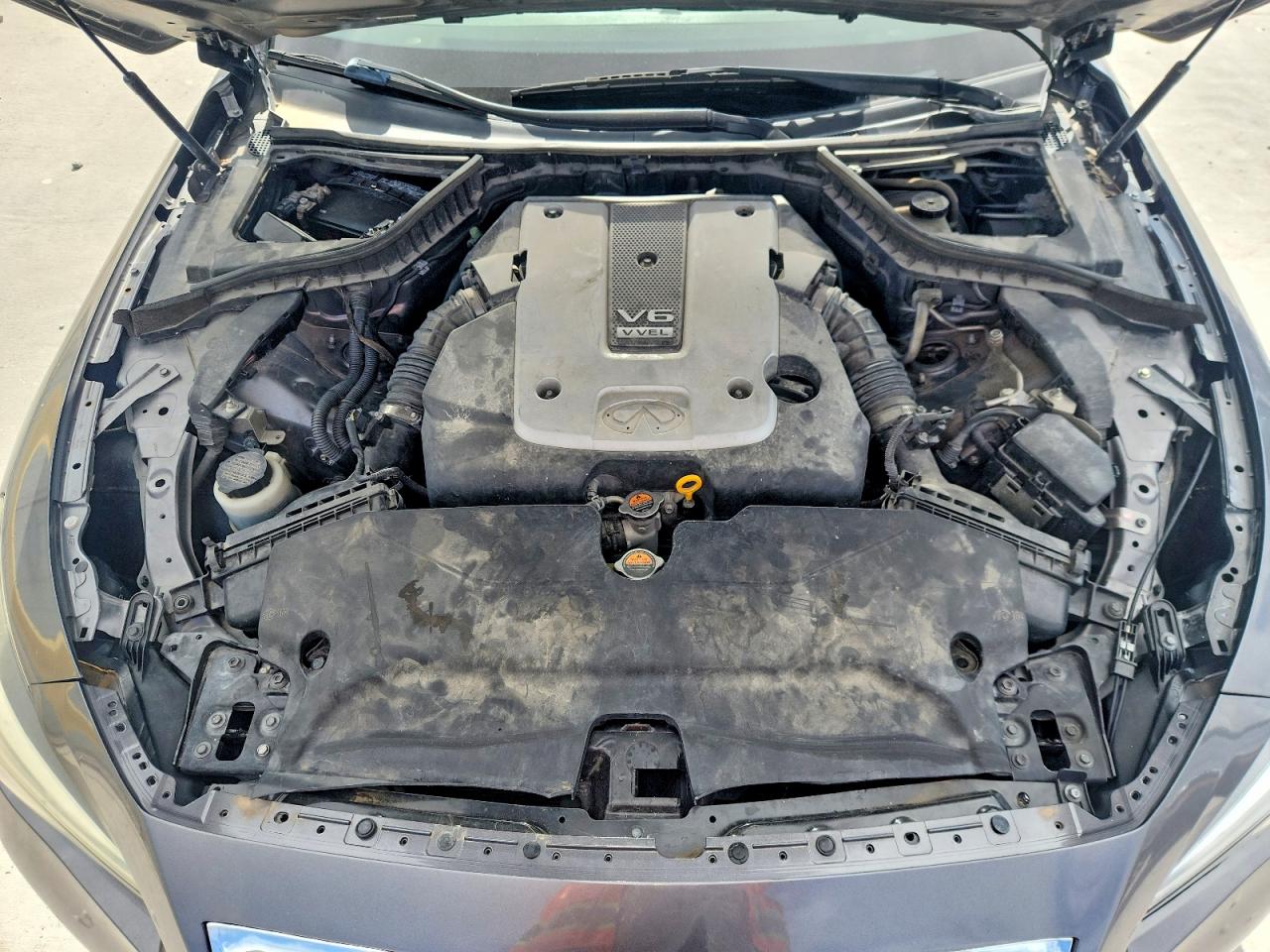 2014 Infiniti Q50 Premium Серый vin: JN1BV7AP8EM677668