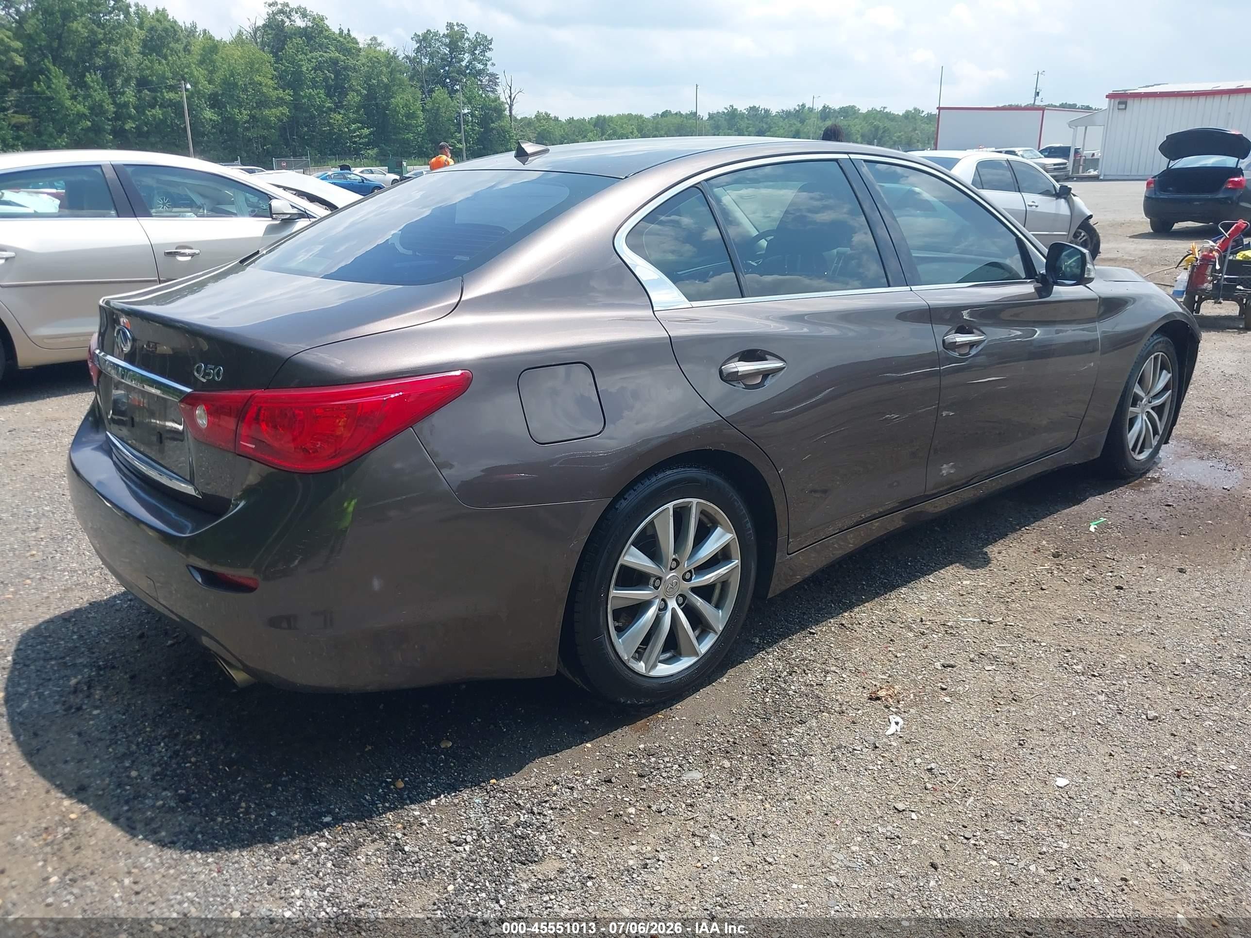 2014 Infiniti Q50 Premium Brown vin: JN1BV7AP8EM677735