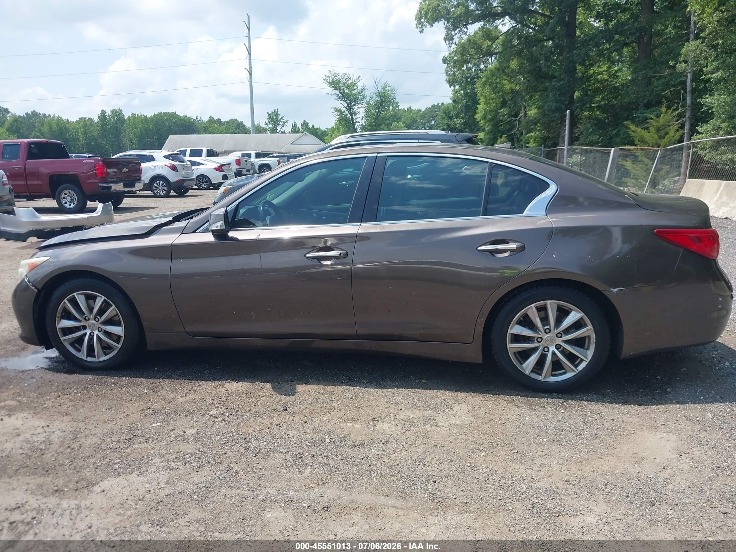 2014 Infiniti Q50 Premium Brown vin: JN1BV7AP8EM677735