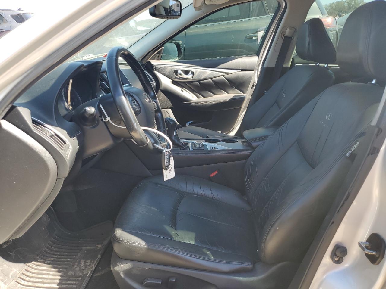 2014 Infiniti Q50 Base Silver vin: JN1BV7AP8EM681879