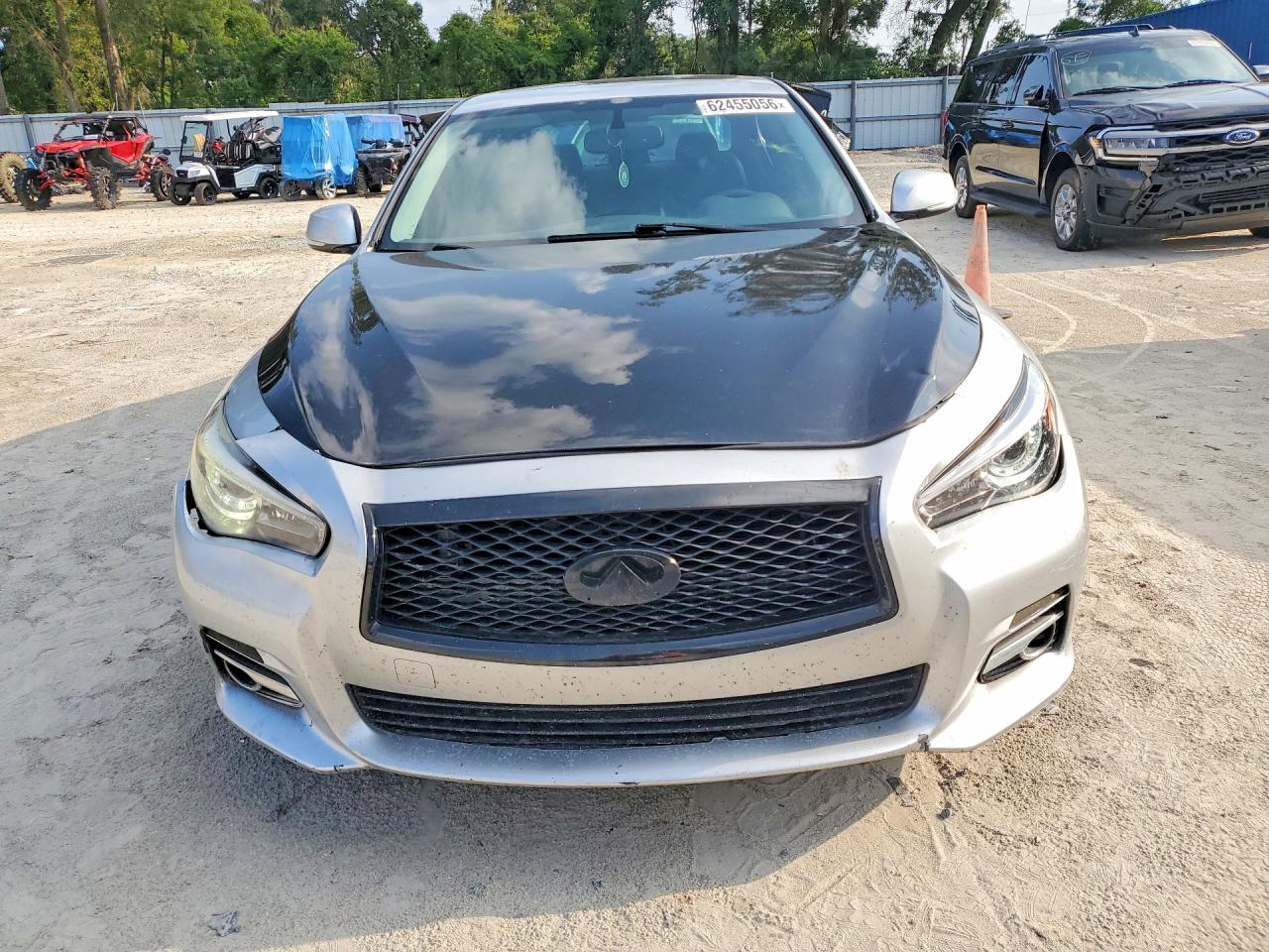 2014 Infiniti Q50 Premium Silver vin: JN1BV7AP8EM681879