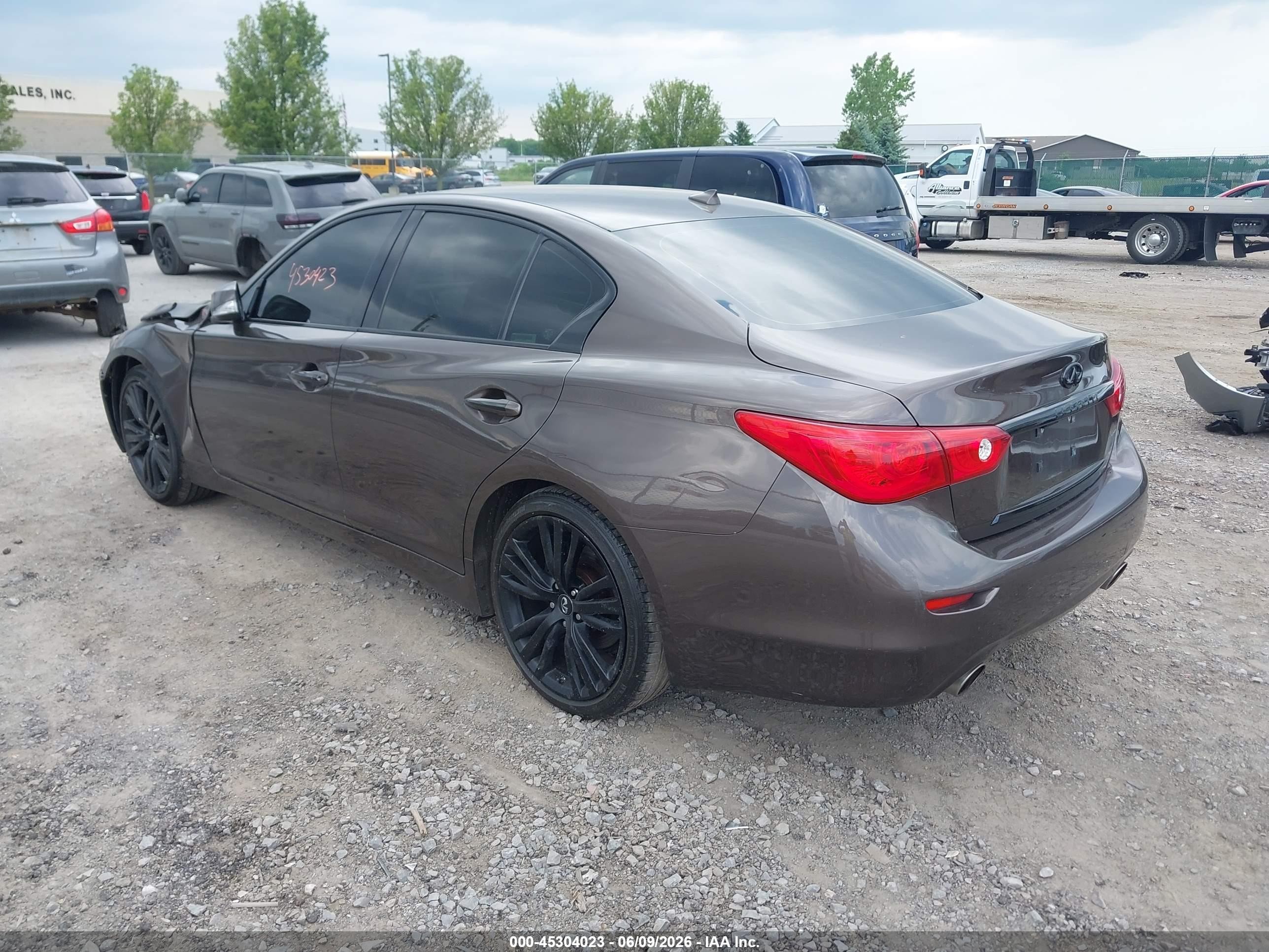 2014 Infiniti Q50 Premium Серый vin: JN1BV7AP8EM685642
