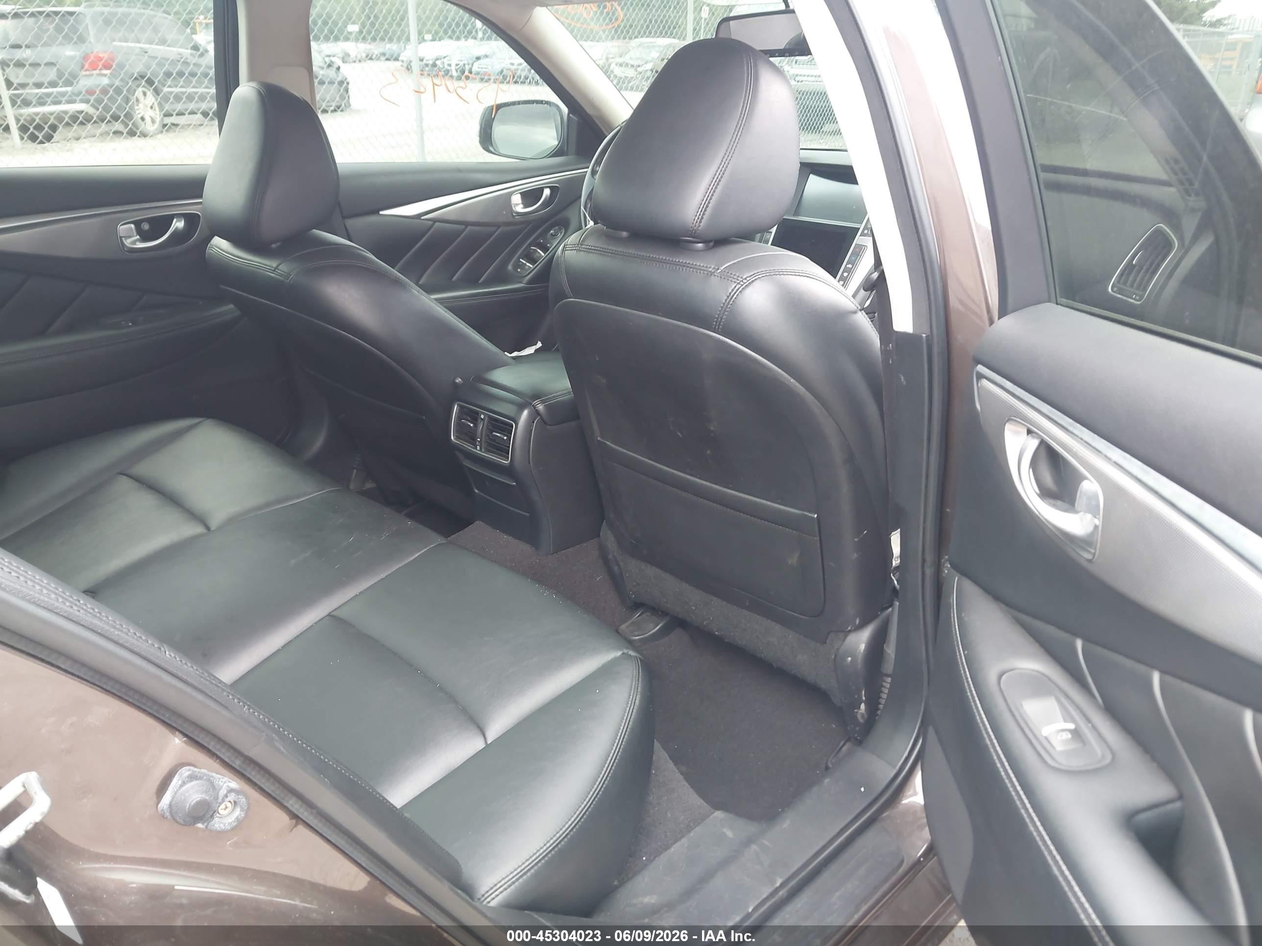 2014 Infiniti Q50 Premium Серый vin: JN1BV7AP8EM685642