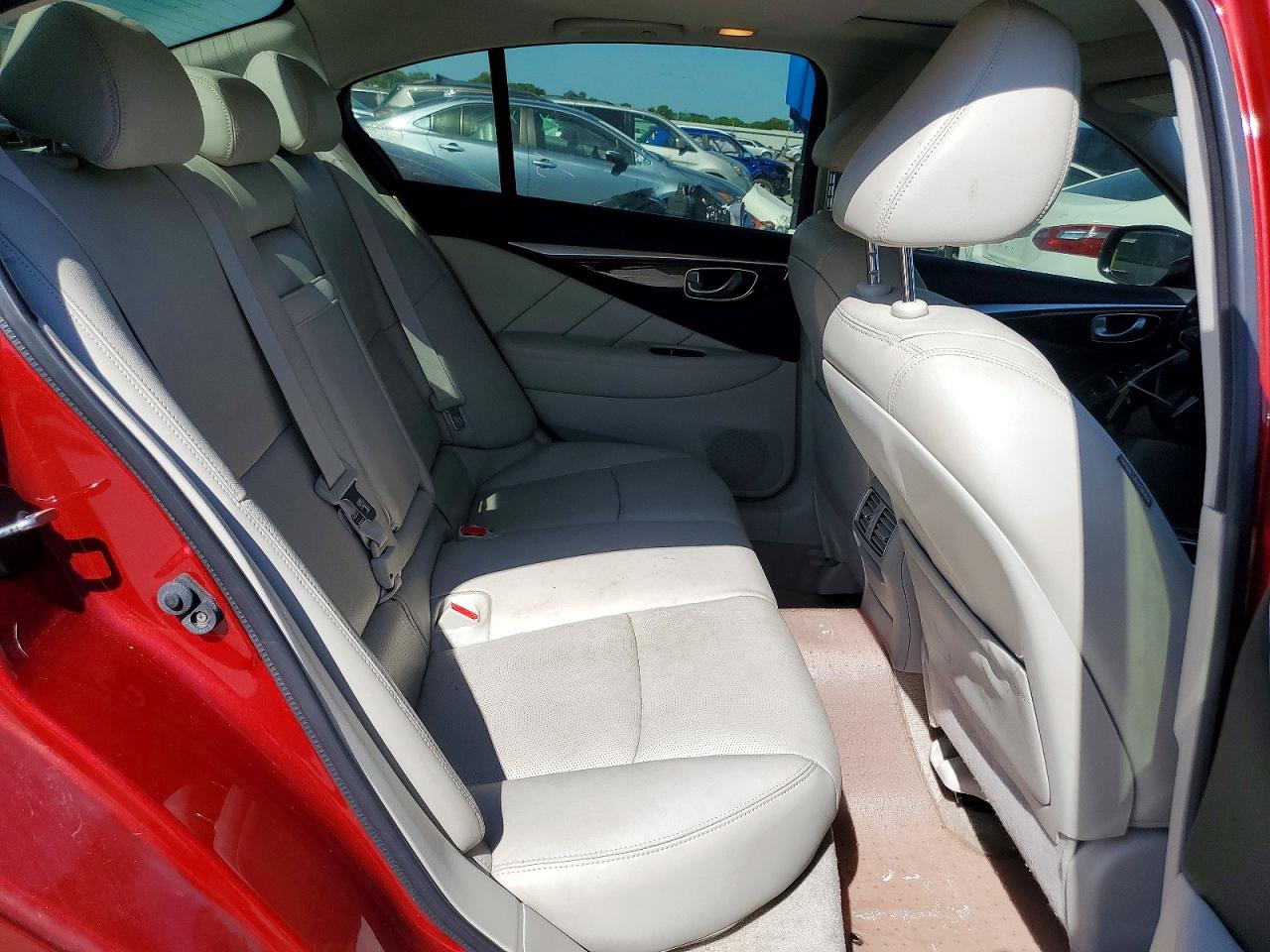 2015 Infiniti Q50 Premium Burgundy vin: JN1BV7AP8FM331010