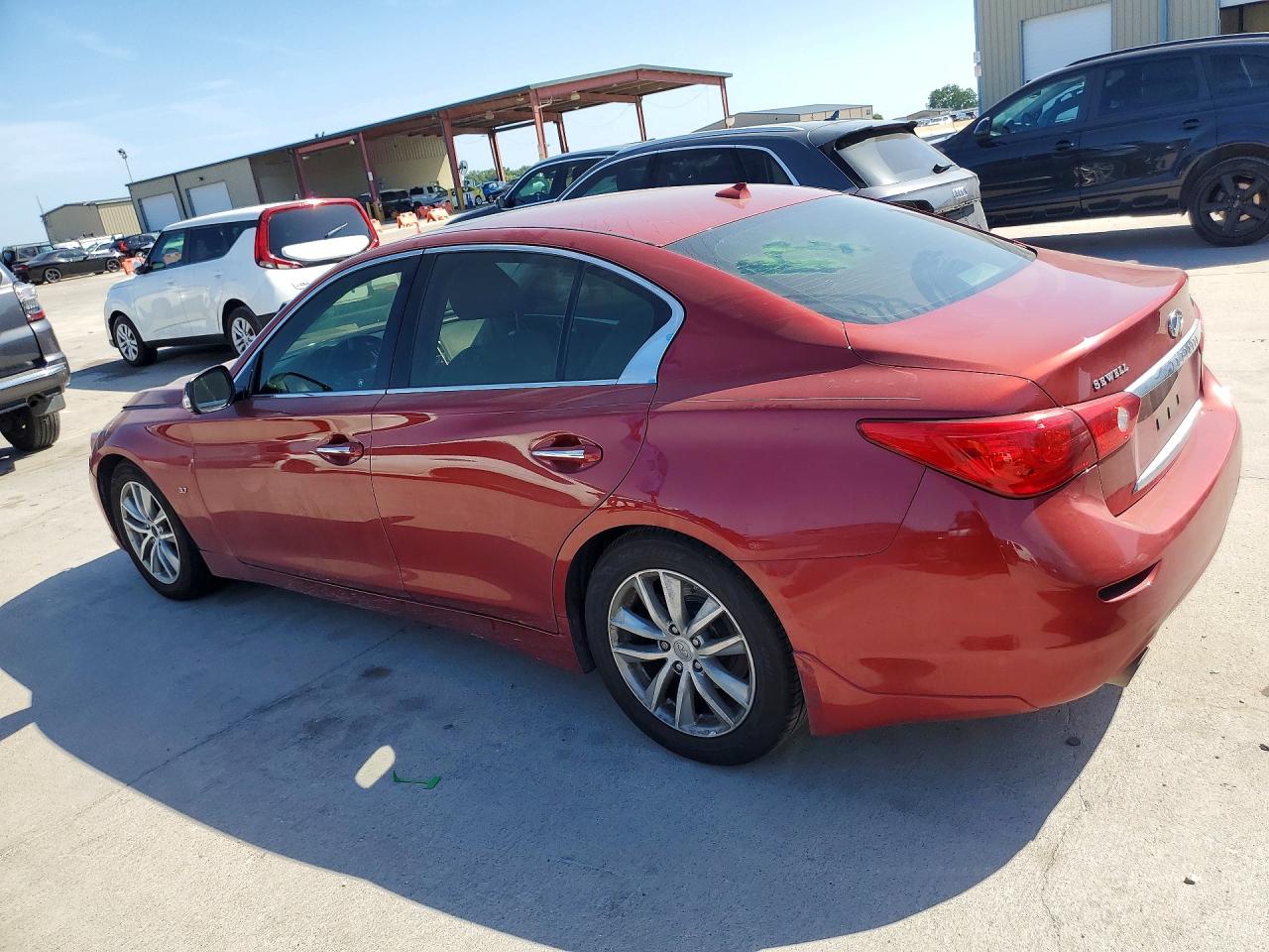 2015 Infiniti Q50 Premium Burgundy vin: JN1BV7AP8FM331010