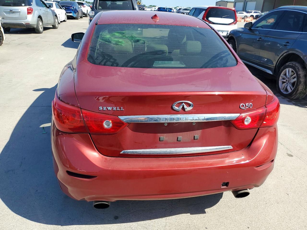 2015 Infiniti Q50 Premium Burgundy vin: JN1BV7AP8FM331010