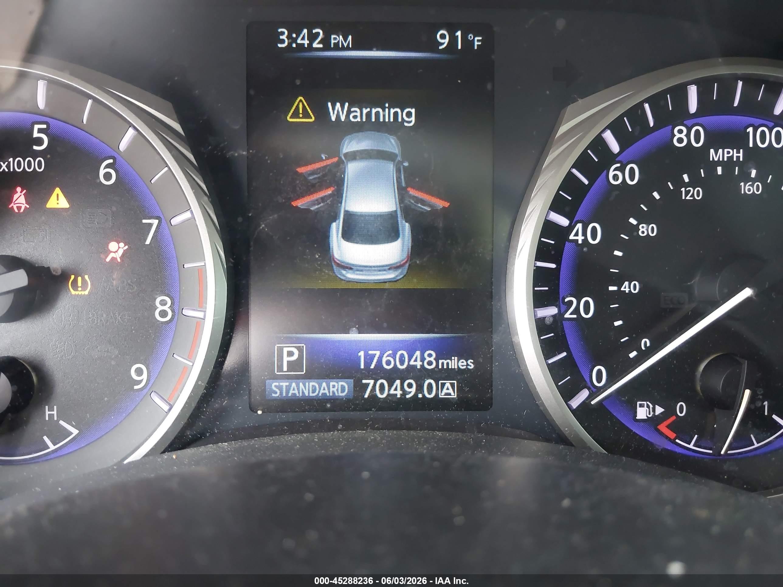 2015 Infiniti Q50 Premium Черный vin: JN1BV7AP8FM336742