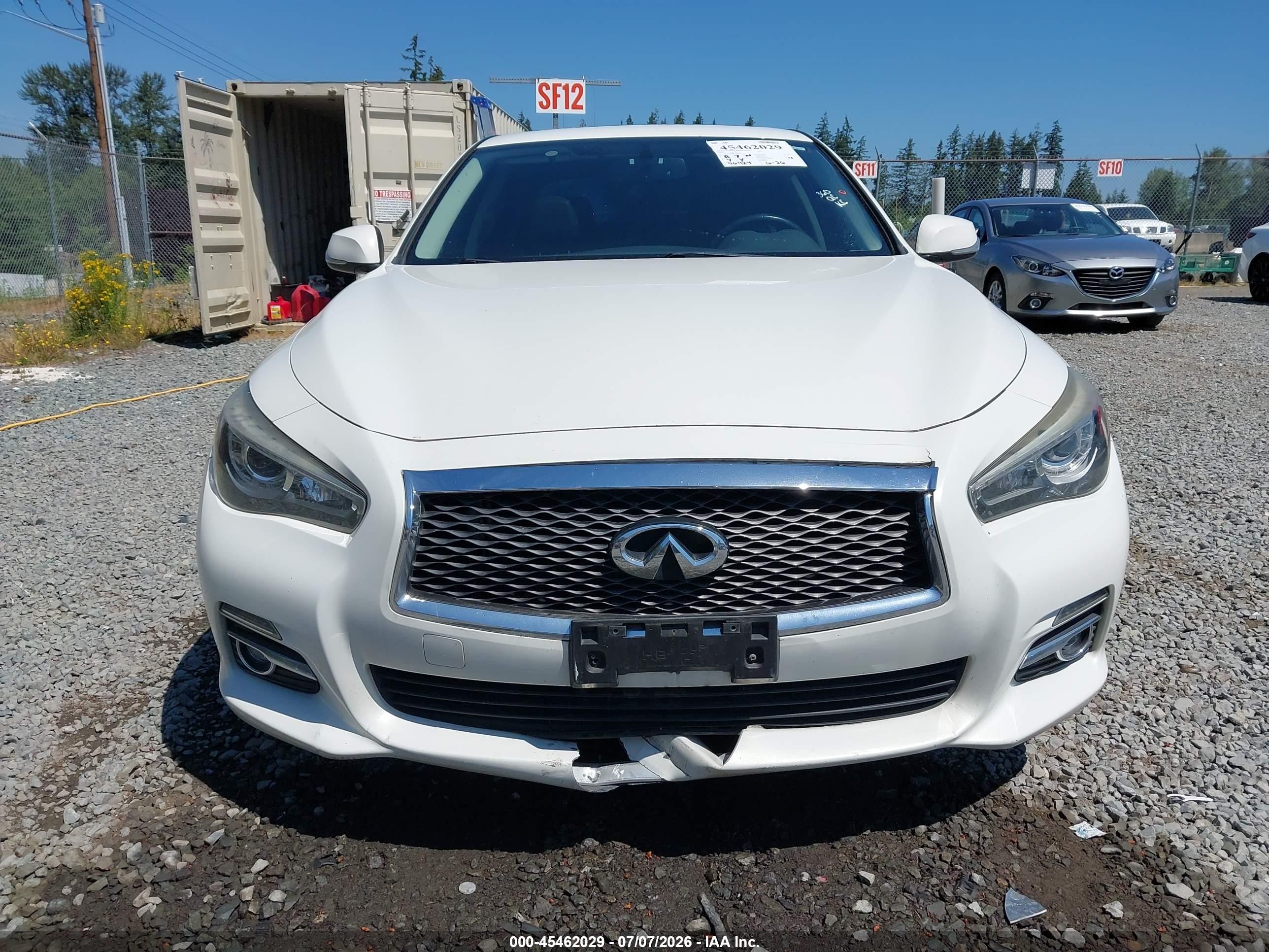 2015 Infiniti Q50 Premium White vin: JN1BV7AP8FM343173