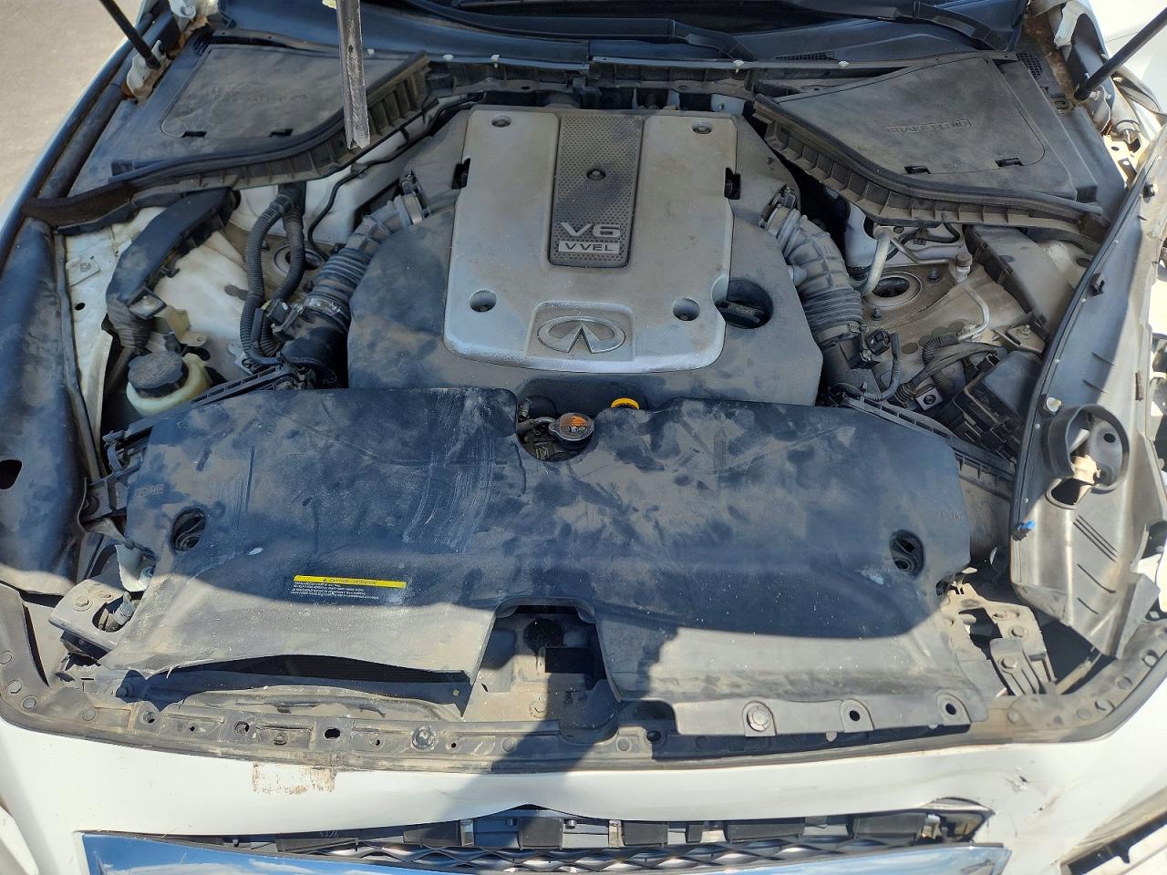 2015 Infiniti Q50 Premium White vin: JN1BV7AP8FM353802