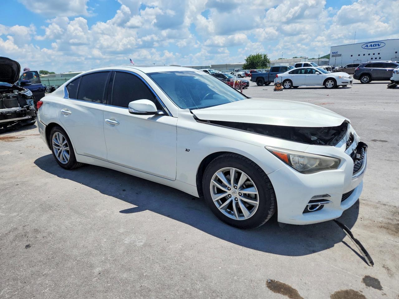 2015 Infiniti Q50 Premium White vin: JN1BV7AP8FM353802