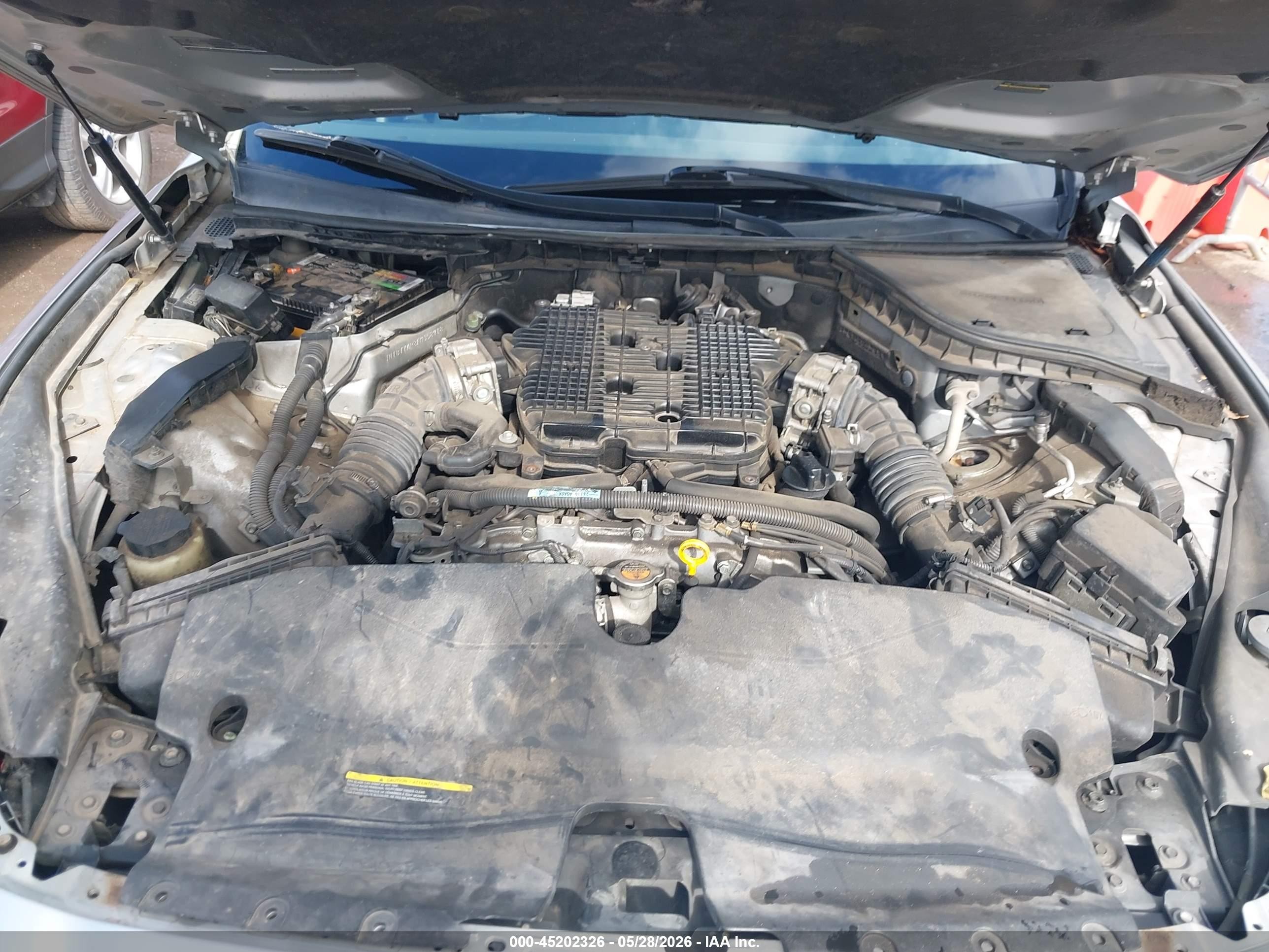 2015 Infiniti Q50   Серебряный vin: JN1BV7AP8FM358918
