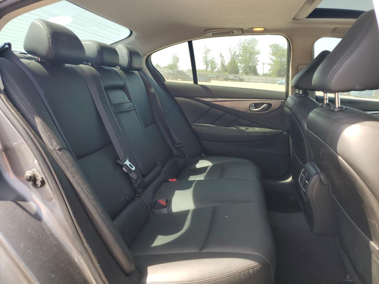 2015 Infiniti Q50 Base Gray vin: JN1BV7AP8FM359101