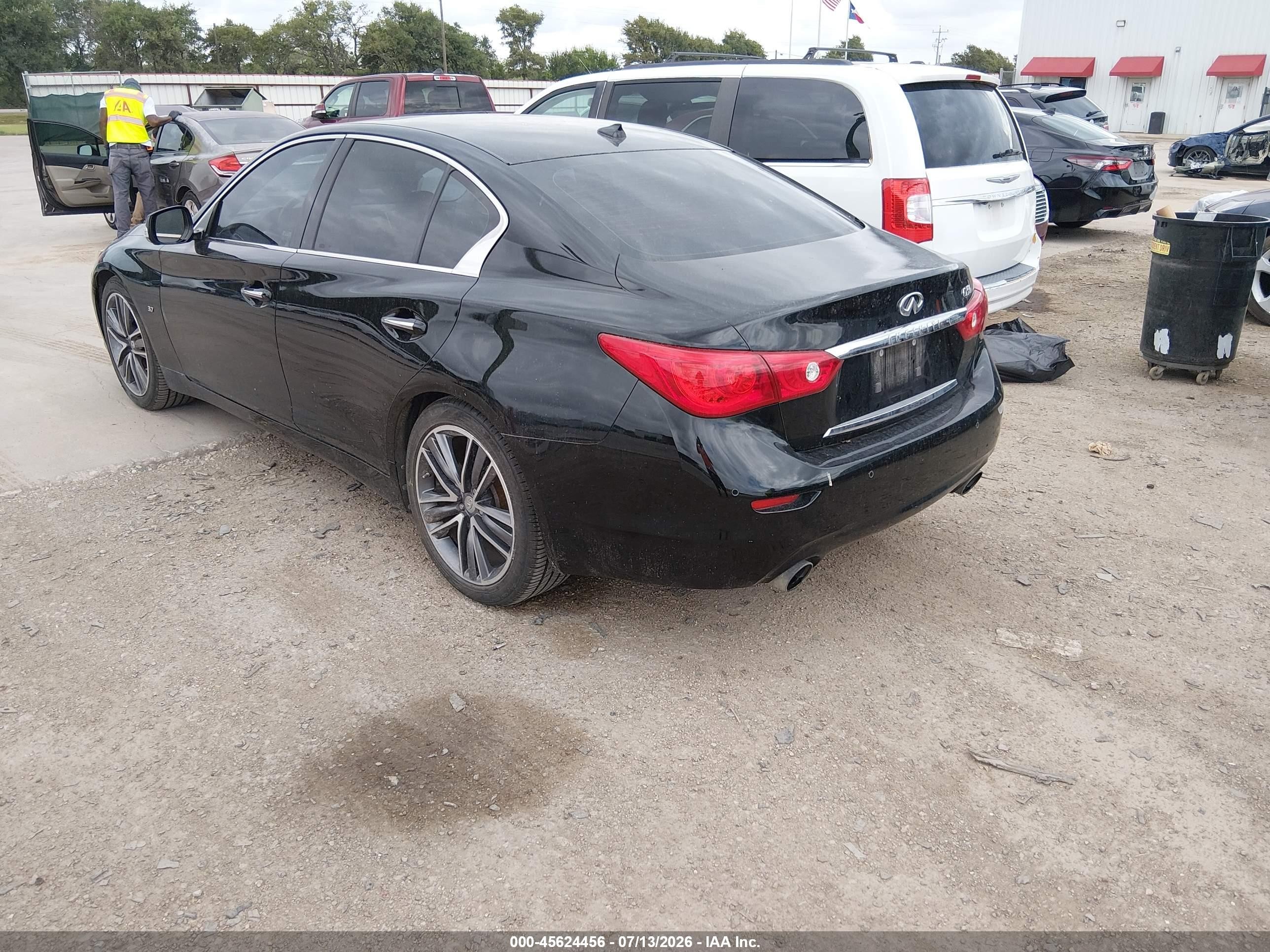 2014 Infiniti Q50 Premium Cream vin: JN1BV7AP9EM671930