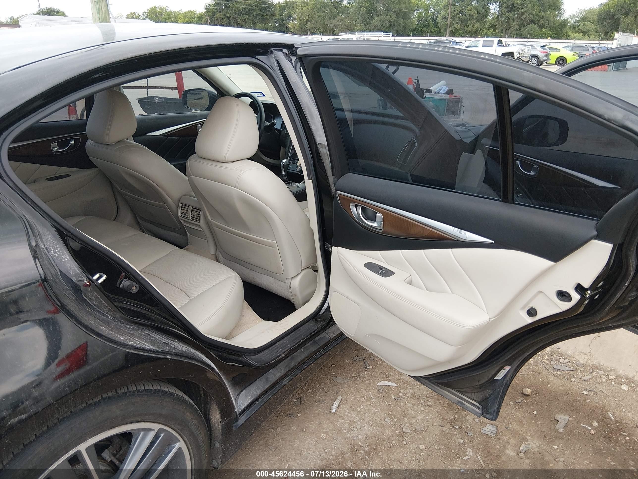 2014 Infiniti Q50 Premium Cream vin: JN1BV7AP9EM671930