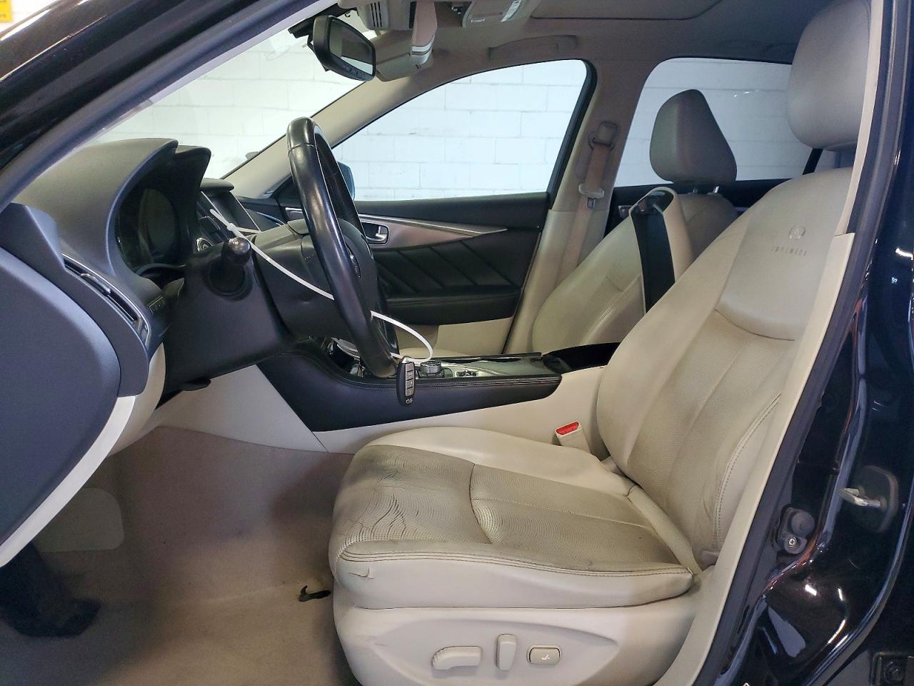 2014 Infiniti Q50 Premium Black vin: JN1BV7AP9EM676867