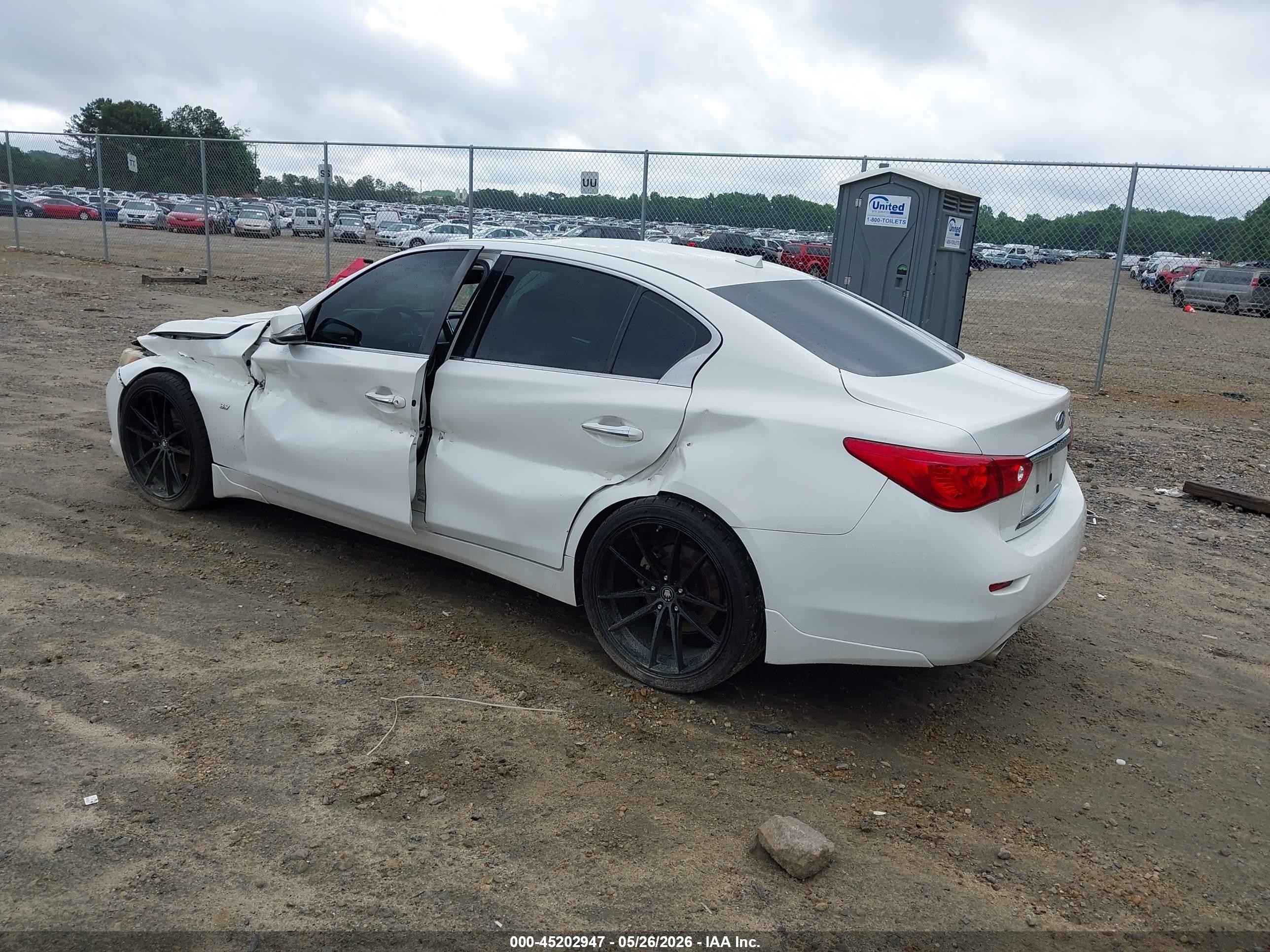 2014 Infiniti Q50 Premium Белый vin: JN1BV7AP9EM679767