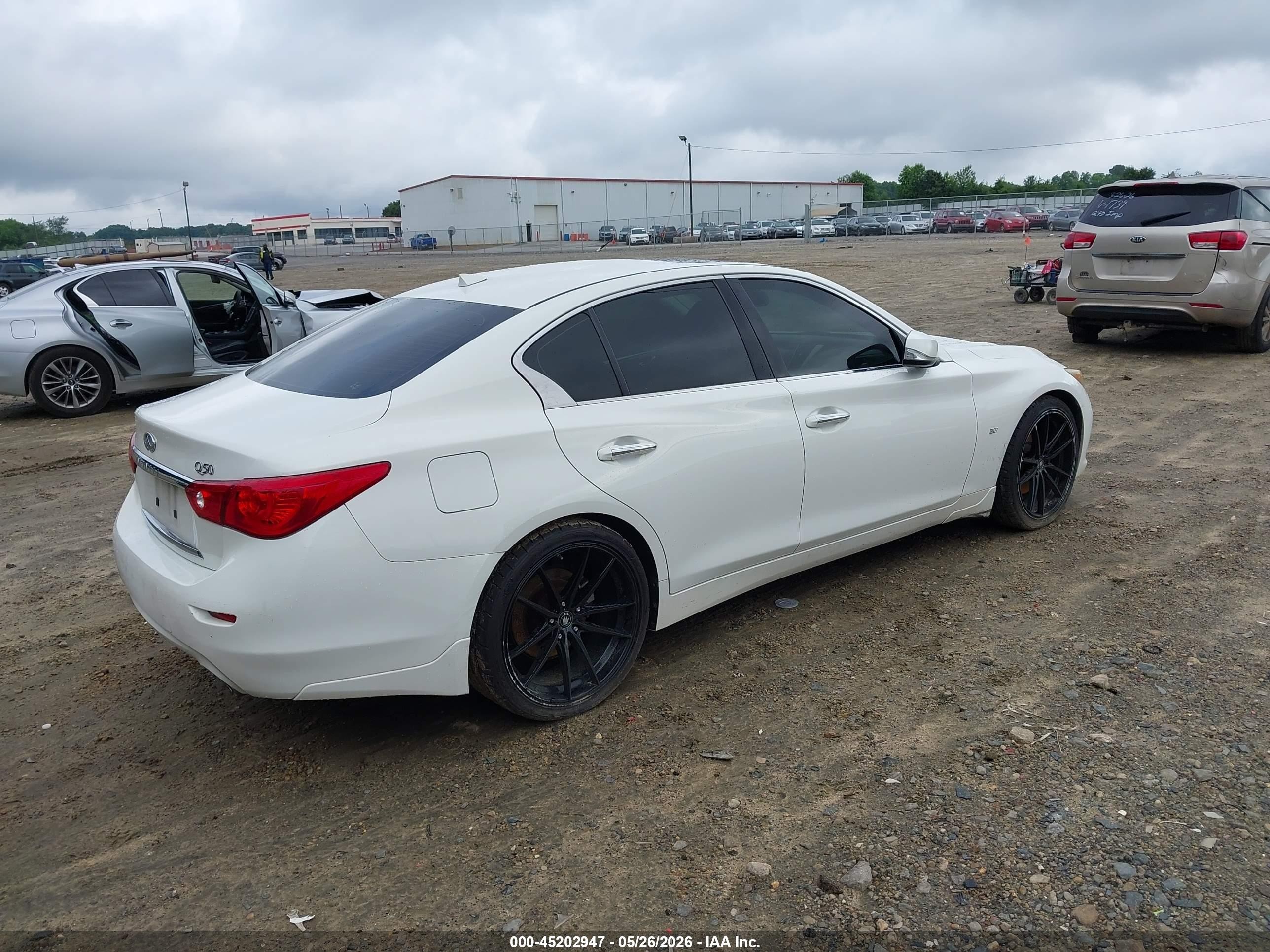 2014 Infiniti Q50 Premium Белый vin: JN1BV7AP9EM679767