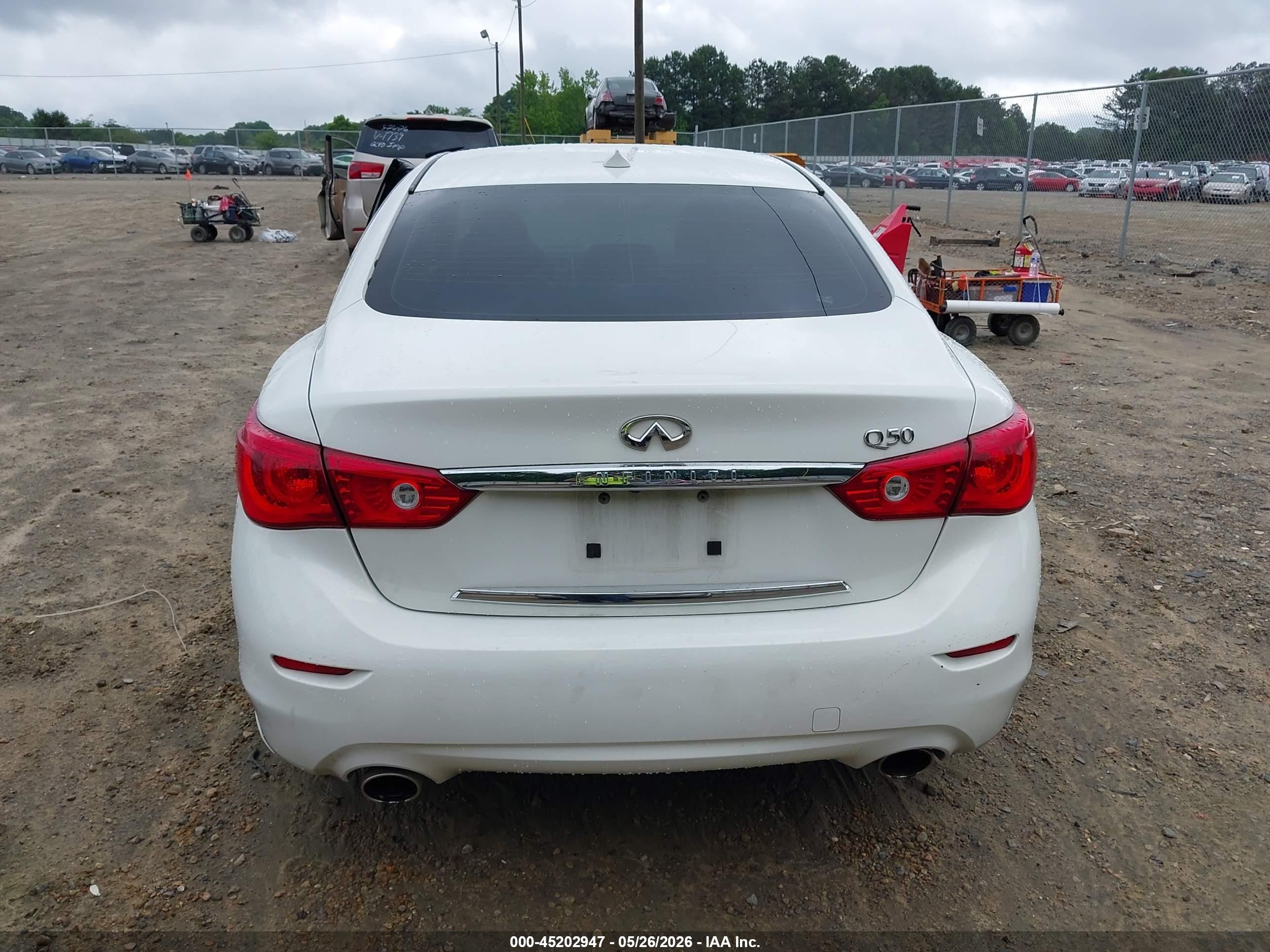 2014 Infiniti Q50 Premium Белый vin: JN1BV7AP9EM679767