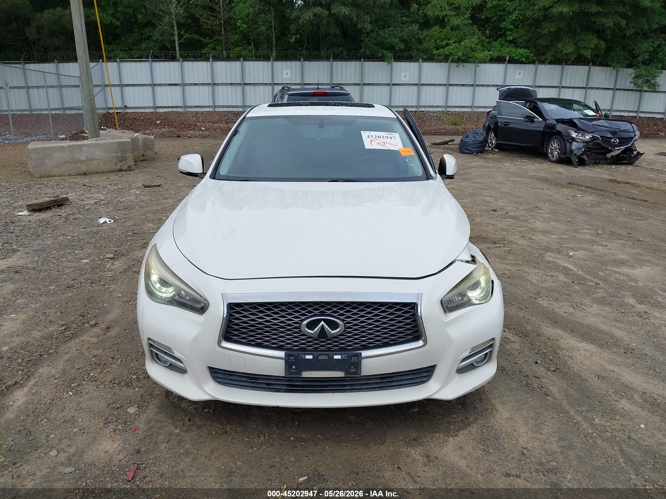 2014 Infiniti Q50 Premium Белый vin: JN1BV7AP9EM679767