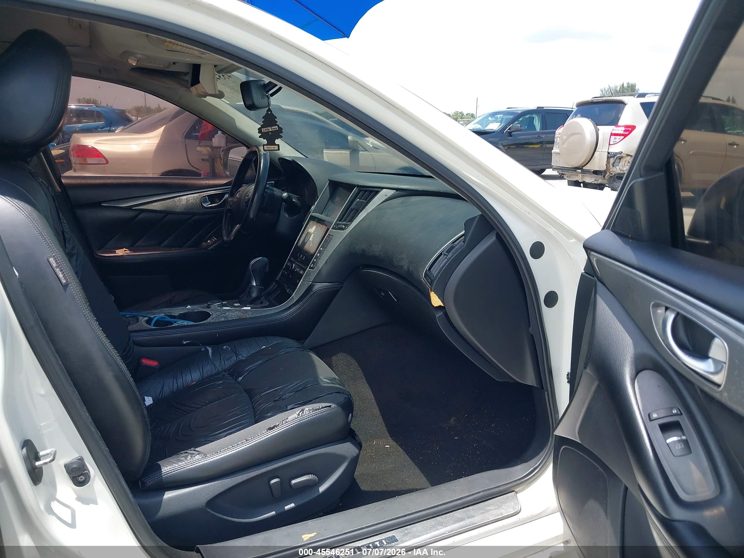 2014 Infiniti Q50 Premium White vin: JN1BV7AP9EM681051
