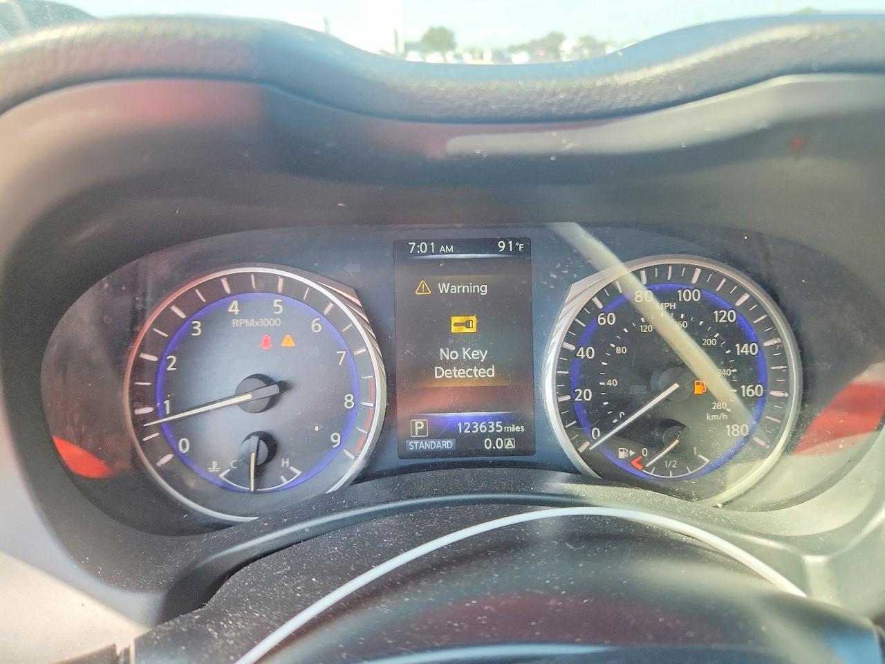 2014 Infiniti Q50 Base Серый vin: JN1BV7AP9EM691059