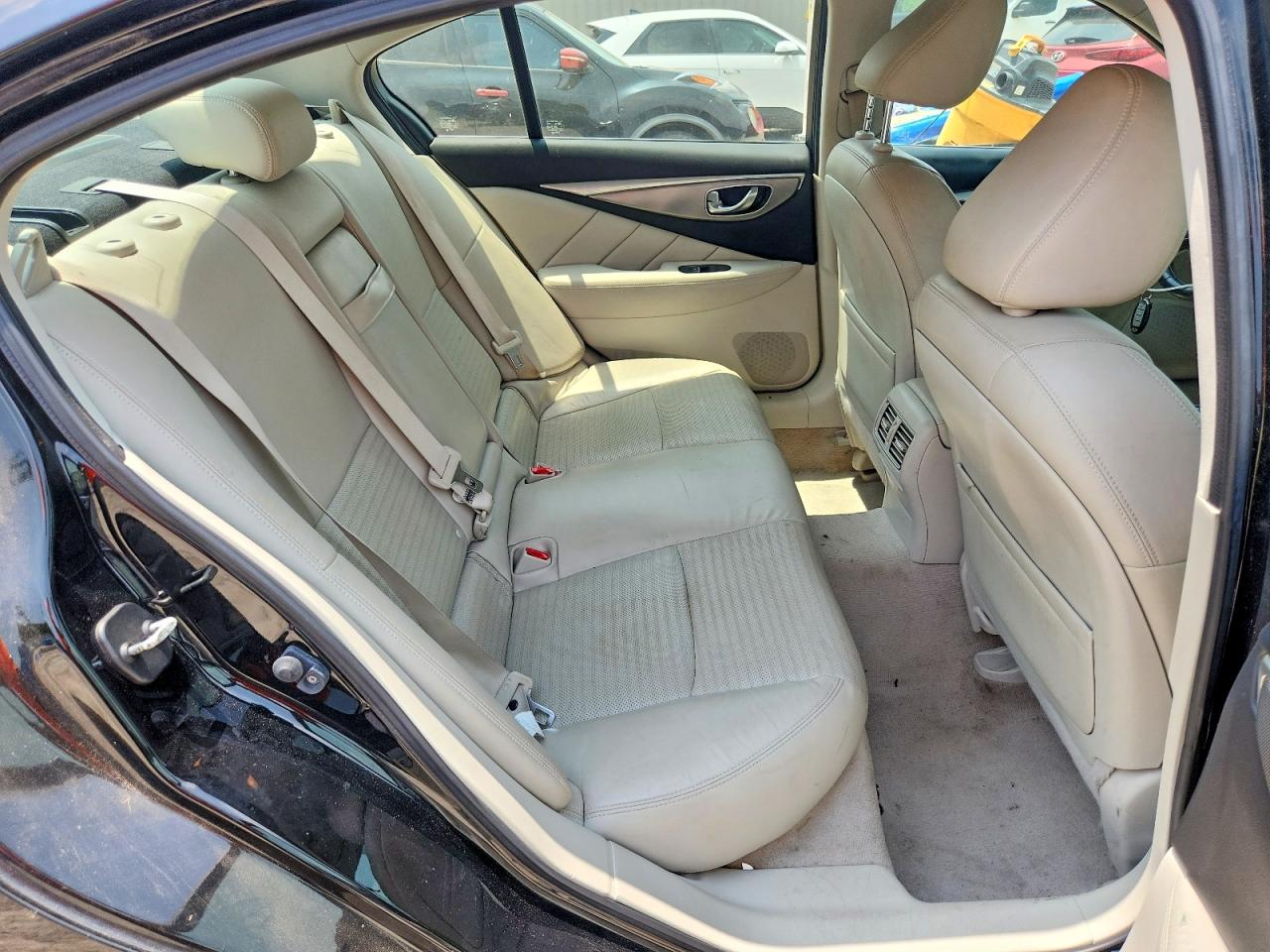 2015 Infiniti Q50 Sport Черный vin: JN1BV7AP9FM334949
