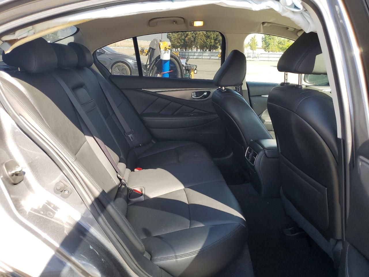 2015 Infiniti Q50 Base Gray vin: JN1BV7AP9FM337558