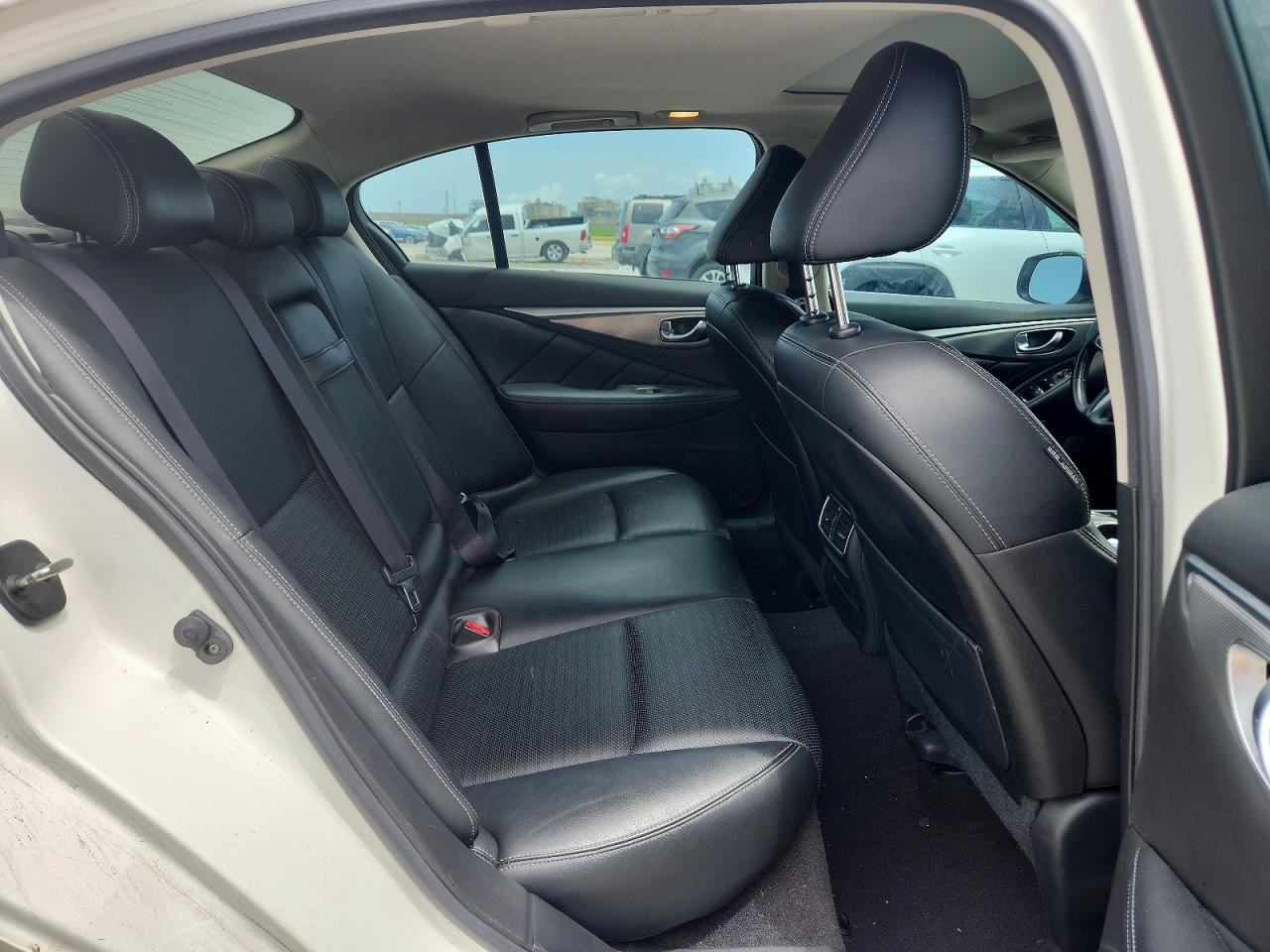 2015 Infiniti Q50 Sport White vin: JN1BV7AP9FM337754