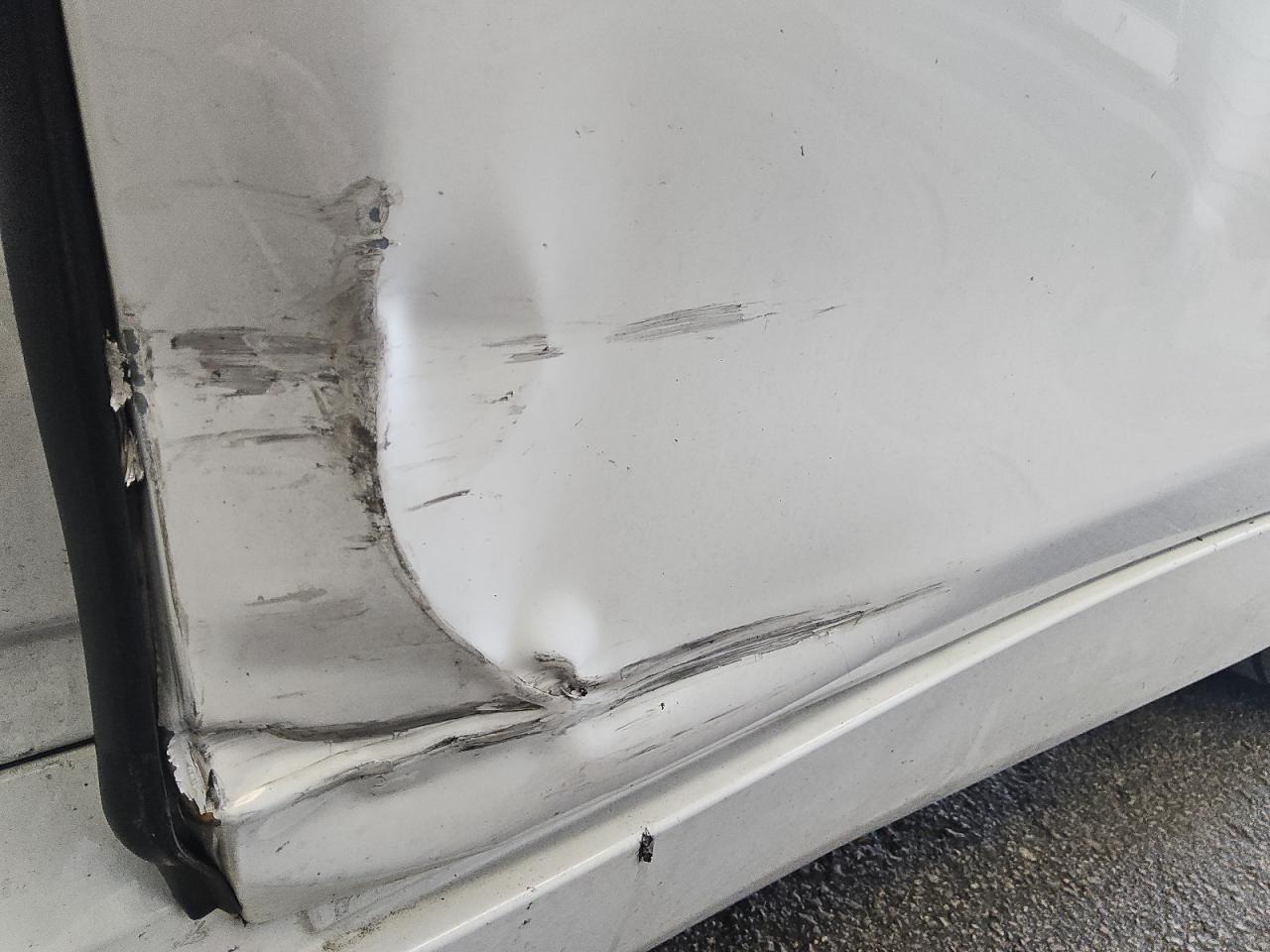 2015 Infiniti Q50 Premium White vin: JN1BV7AP9FM338144 Damage: Left Rear Door, Dent(S) W/ Paint Dmg, > 12 Inches