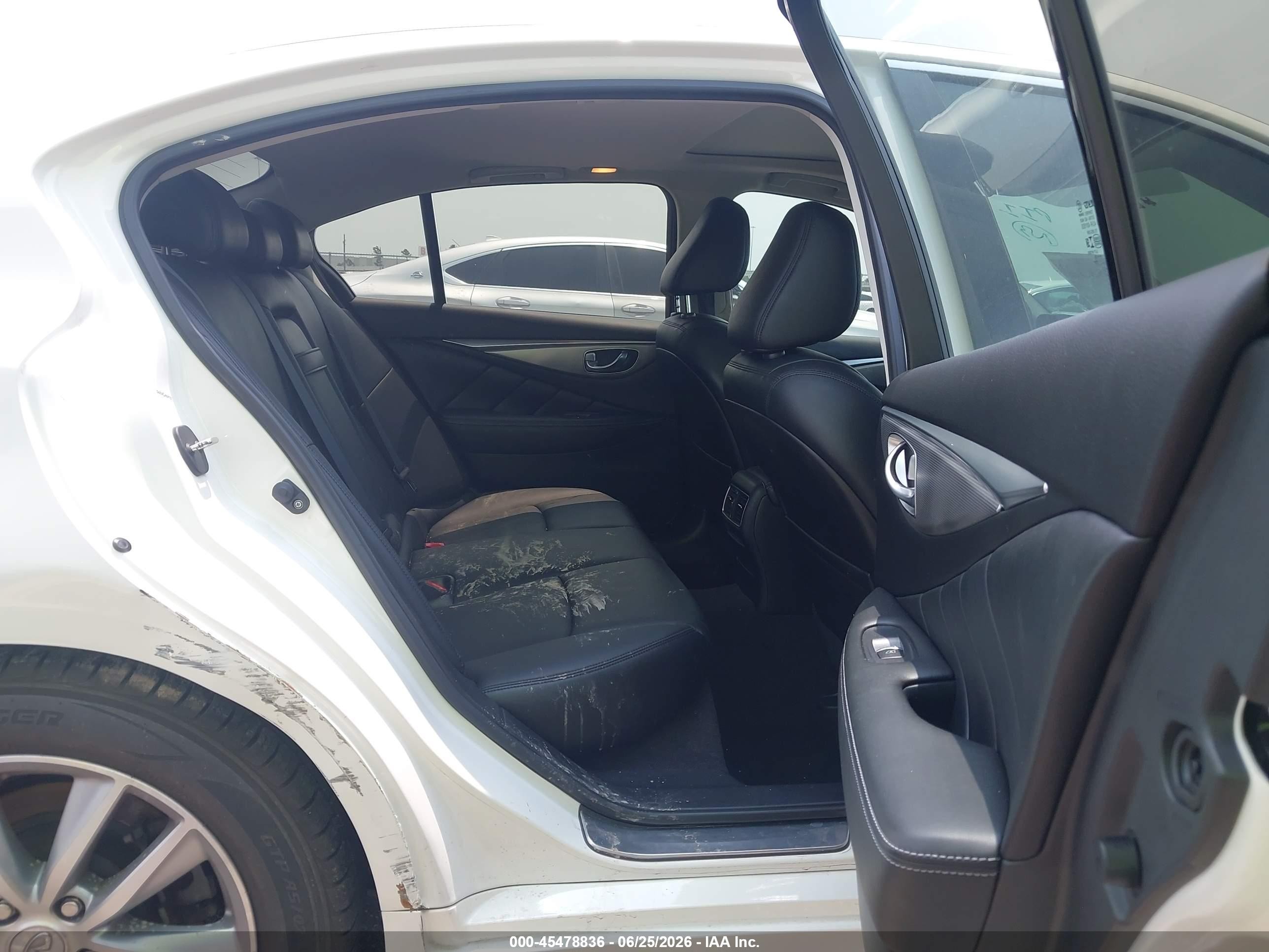 2015 Infiniti Q50 Premium White vin: JN1BV7AP9FM343733