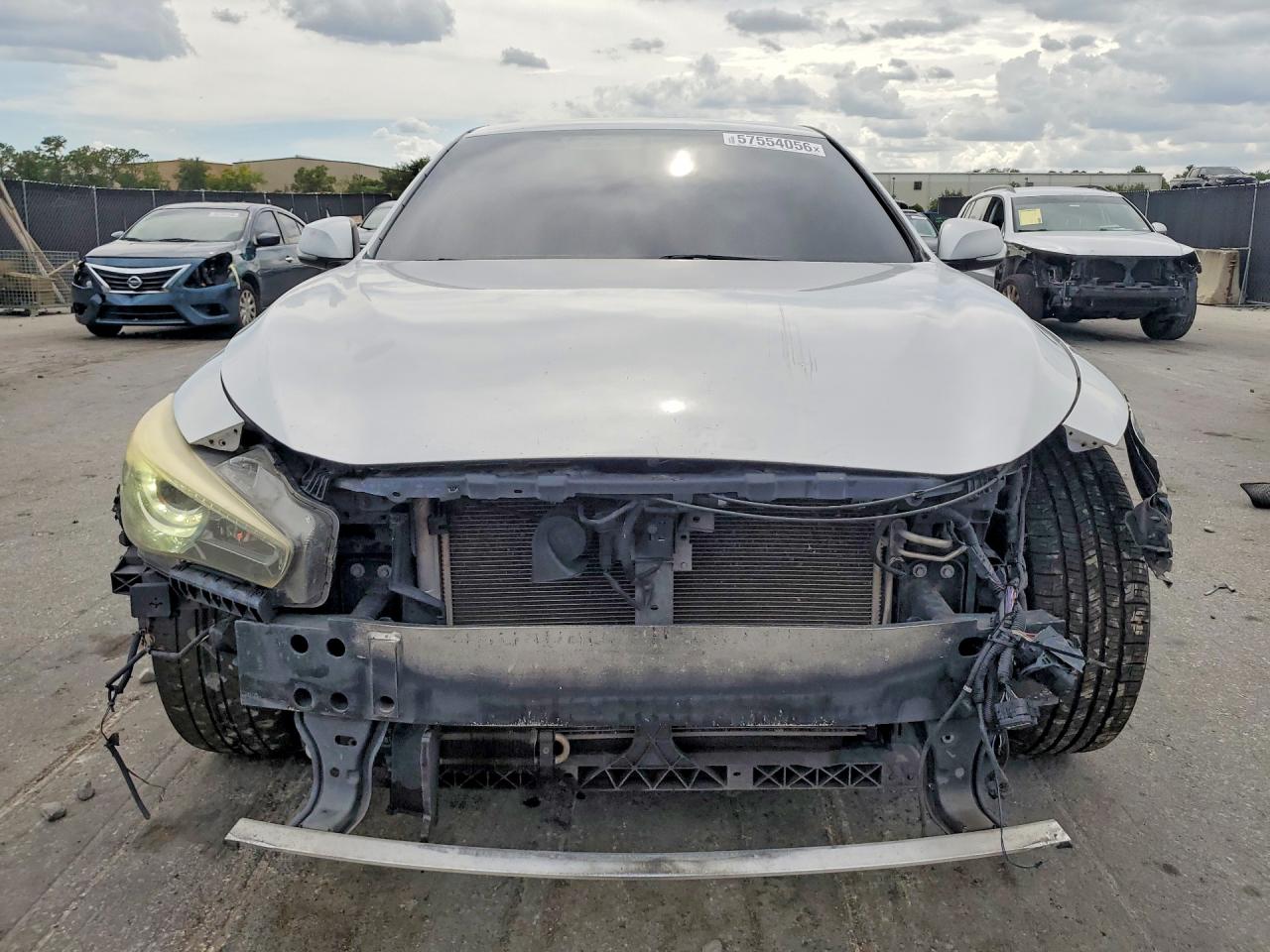 2015 Infiniti Q50 Premium Silver vin: JN1BV7AP9FM344915