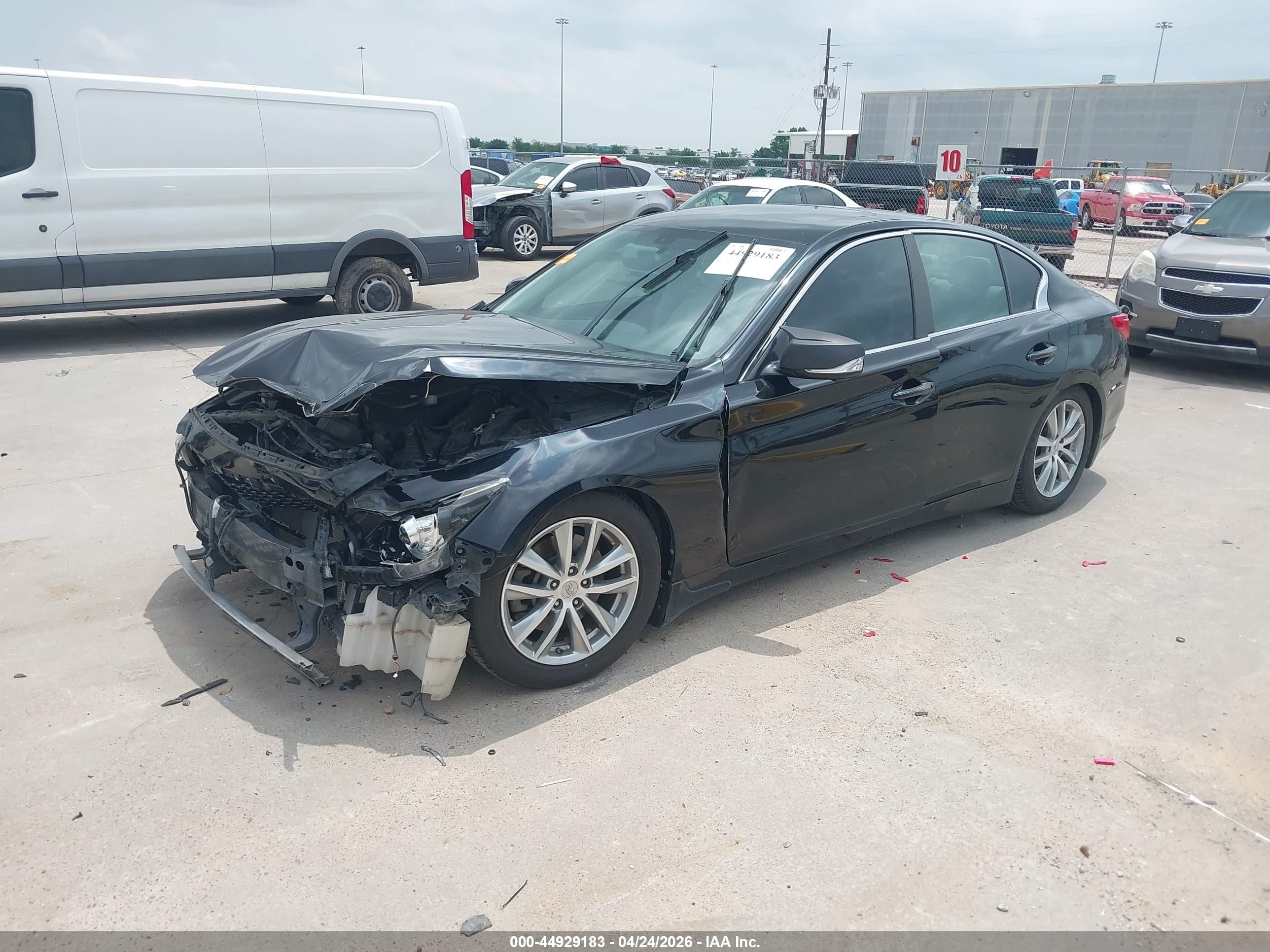 2015 Infiniti Q50 Premium Black vin: JN1BV7AP9FM349497