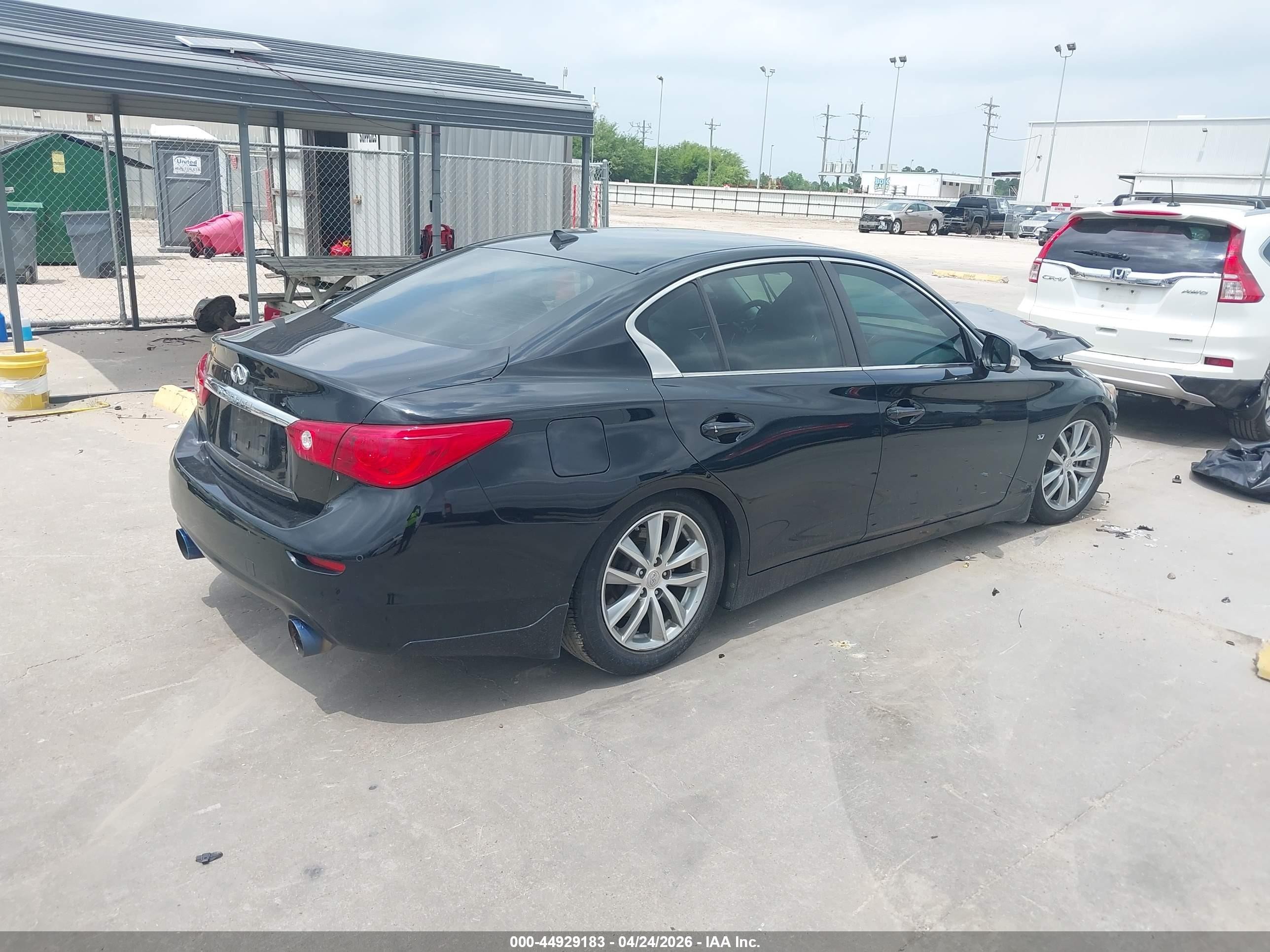 2015 Infiniti Q50 Premium Black vin: JN1BV7AP9FM349497