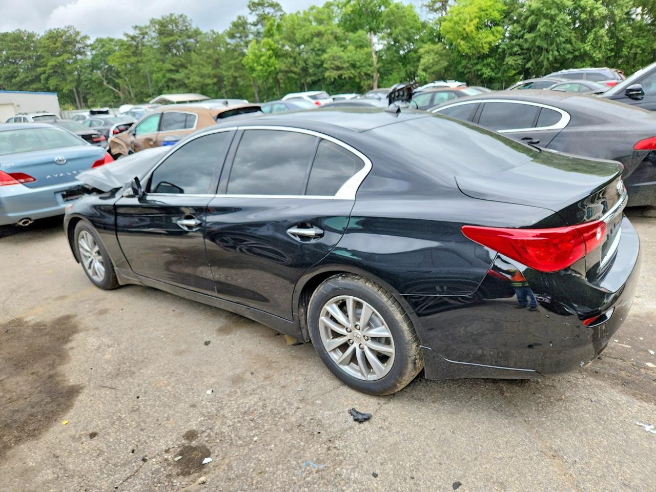 2015 Infiniti Q50 Premium Black vin: JN1BV7AP9FM356675