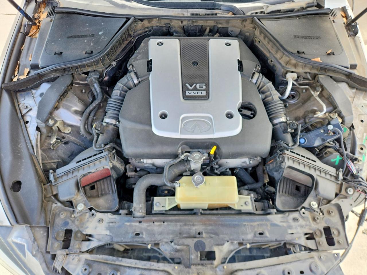 2014 Infiniti Q50 Base Gray vin: JN1BV7APXEM671449