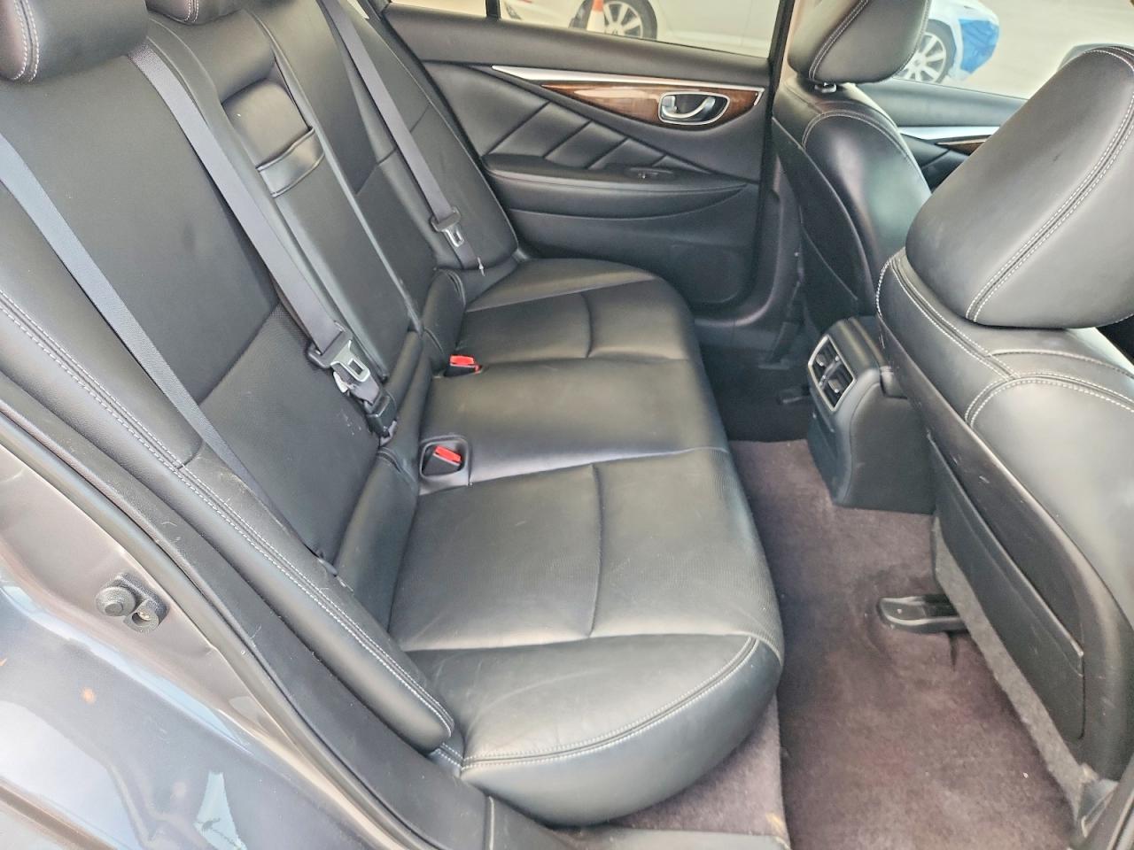 2014 Infiniti Q50 Base Gray vin: JN1BV7APXEM671449