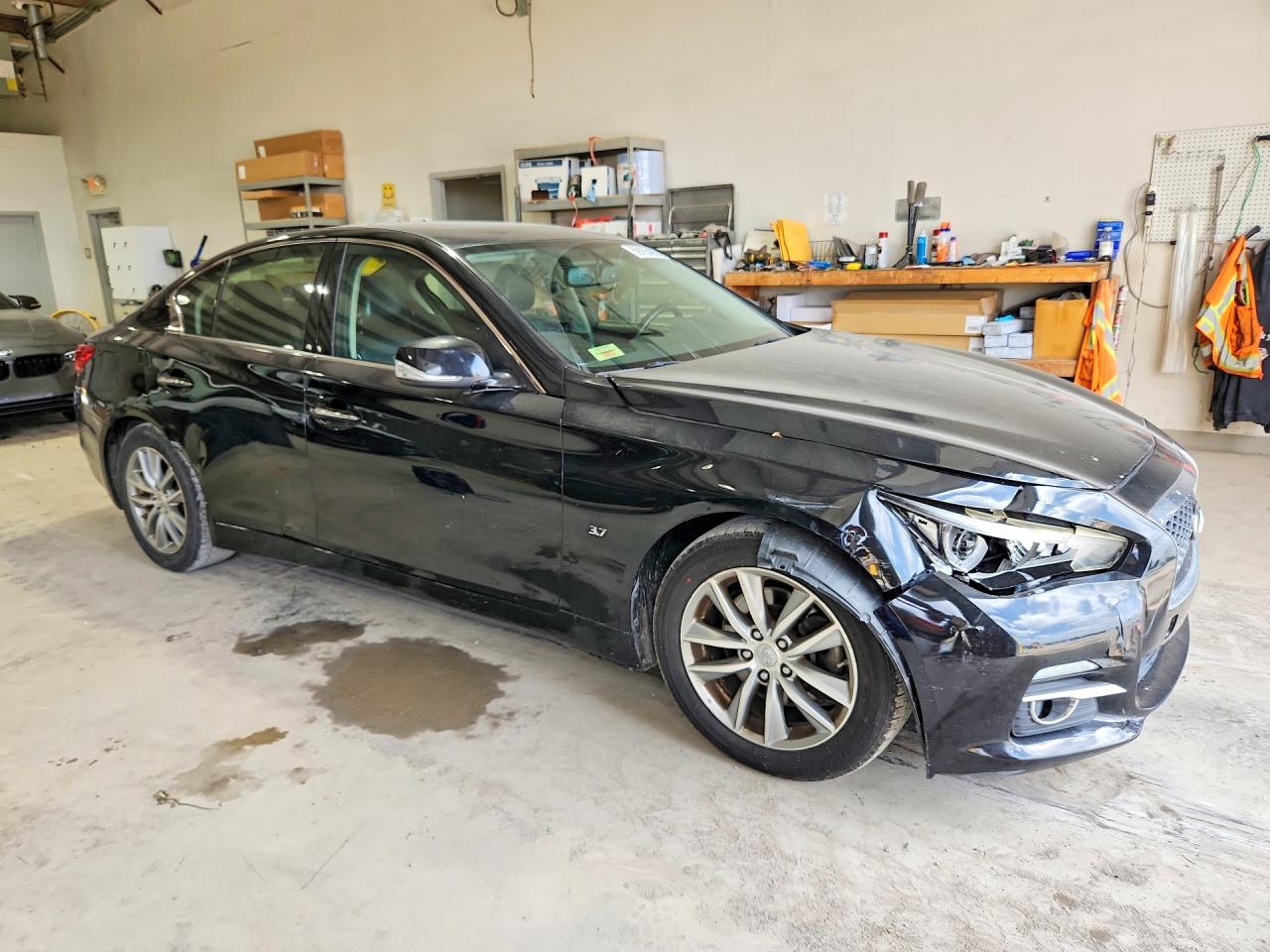 2014 Infiniti Q50 Base Black vin: JN1BV7APXEM671631