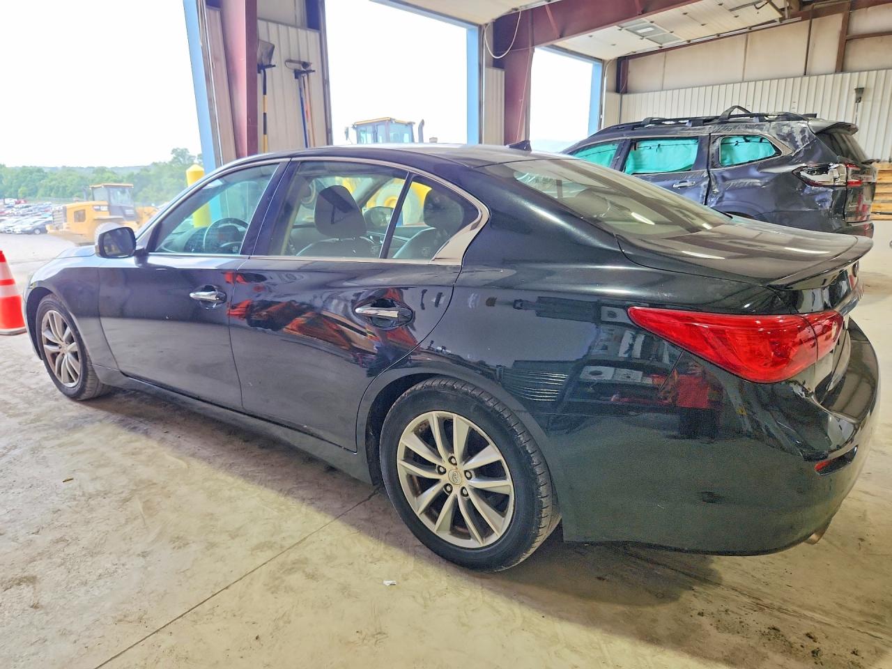 2014 Infiniti Q50 Base Black vin: JN1BV7APXEM671631