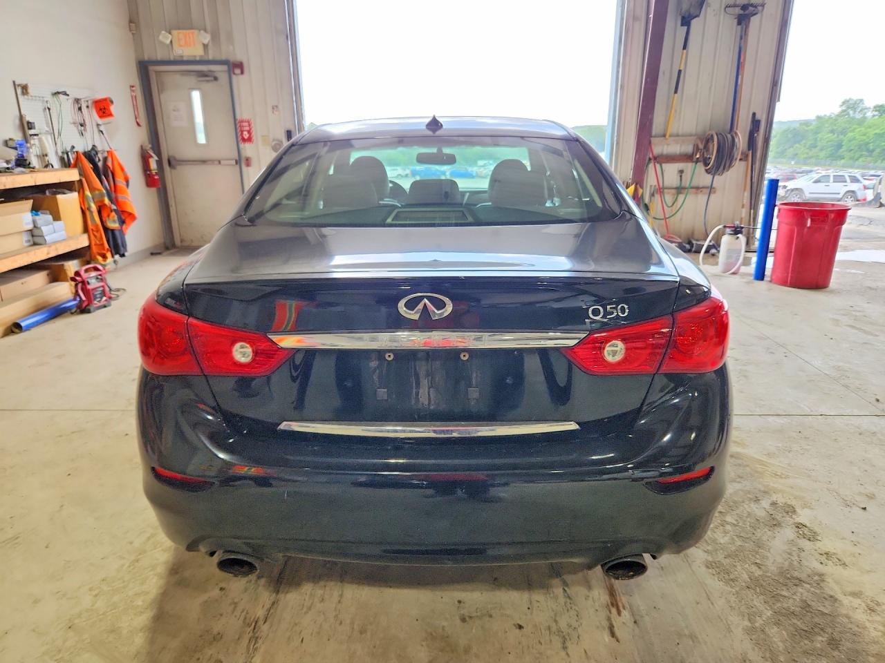 2014 Infiniti Q50 Base Black vin: JN1BV7APXEM671631